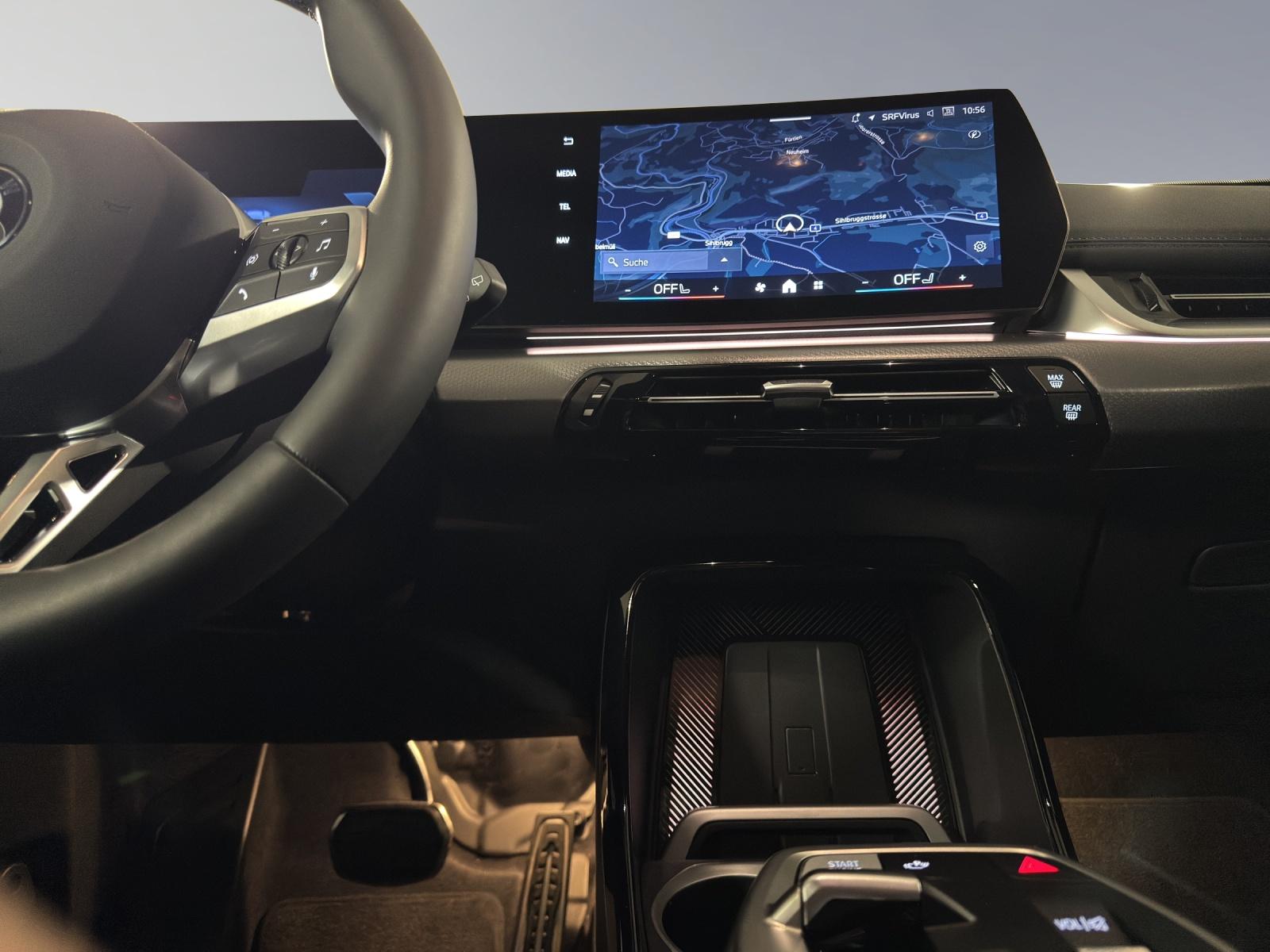 BMW X1 20d xDrive paddles-image-11