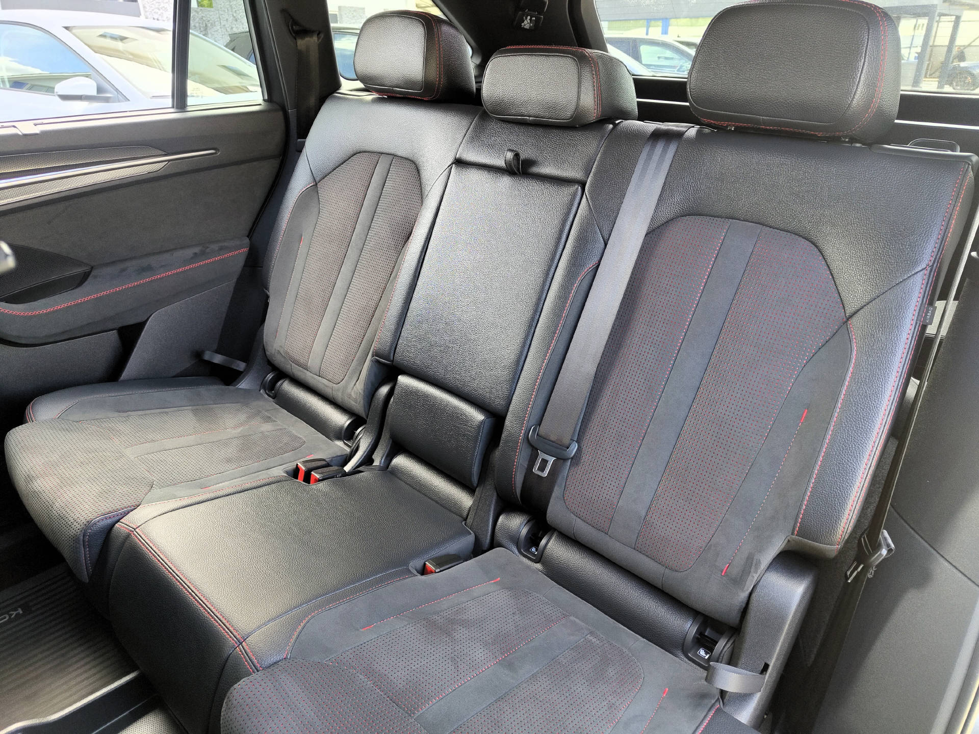 SKODA Kodiaq 2.0 TSI RS 4x4 DSG-image-6