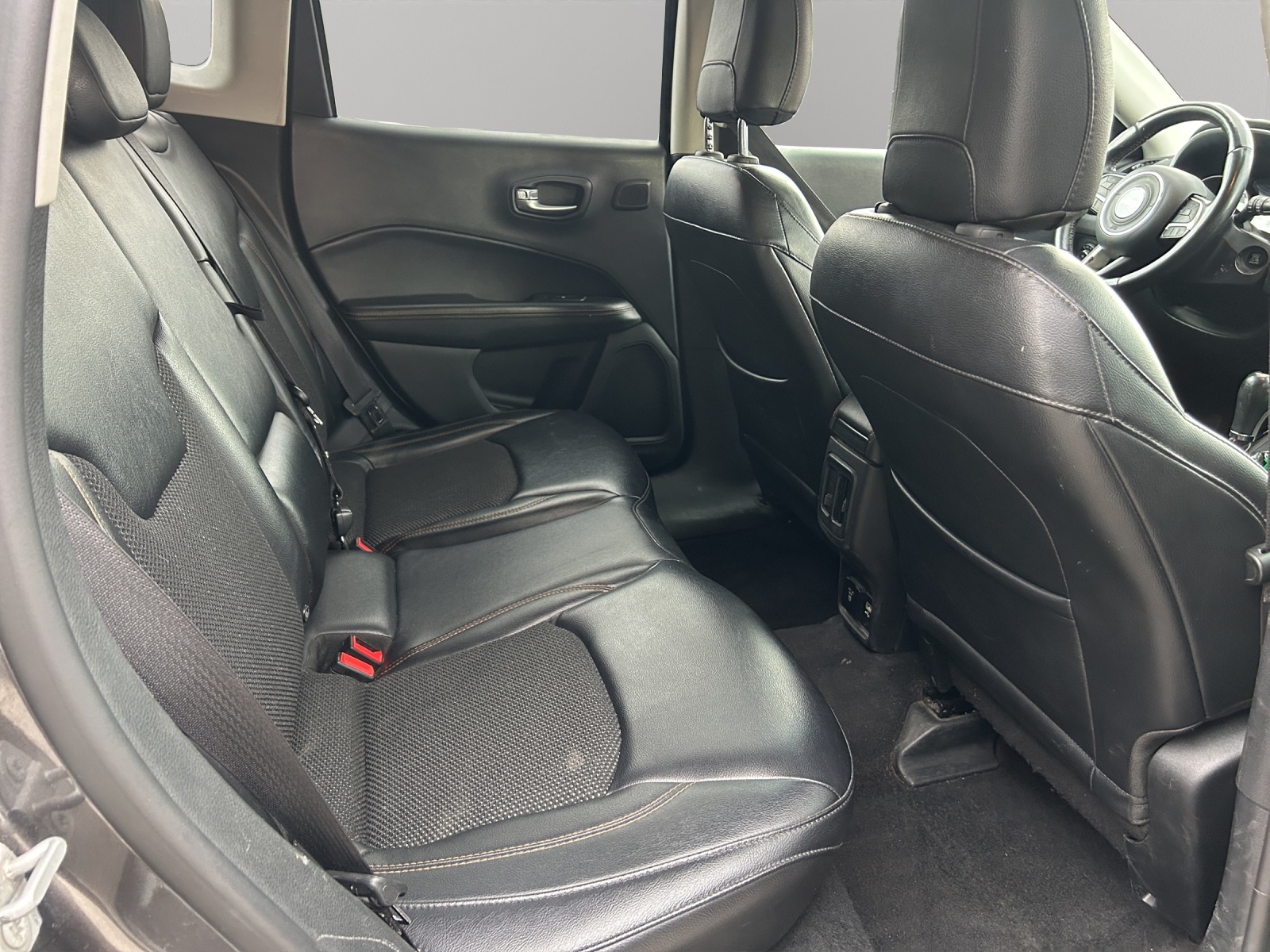 JEEP Compass 2.0CRD Opening Edition AWD 9ATX-image-15
