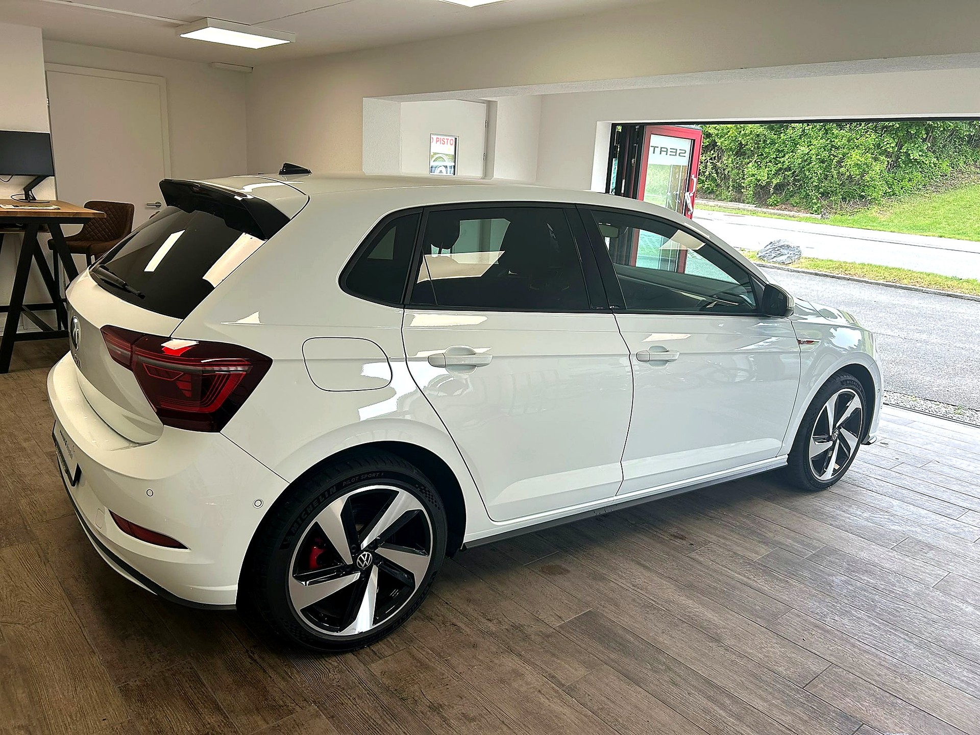 VW Polo GTI DSG – 207 PS, Matrix LED, ACC, Travel Assist, Top ausgestattet!-image-4