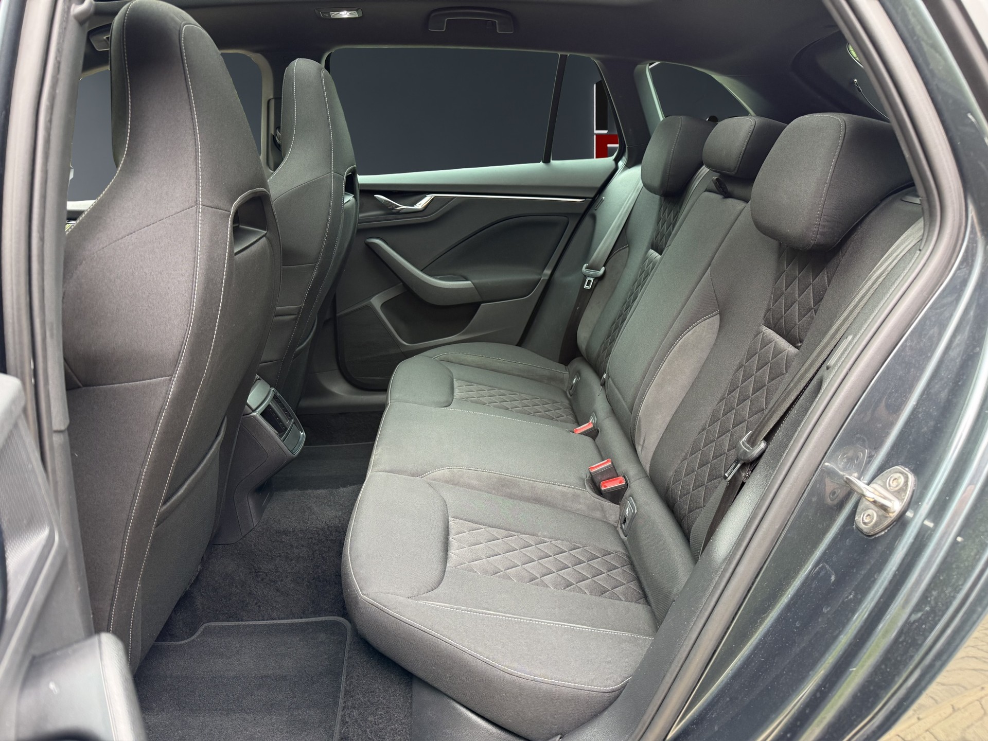 SKODA Scala 1.5 TSI ACT Style DSG-image-13