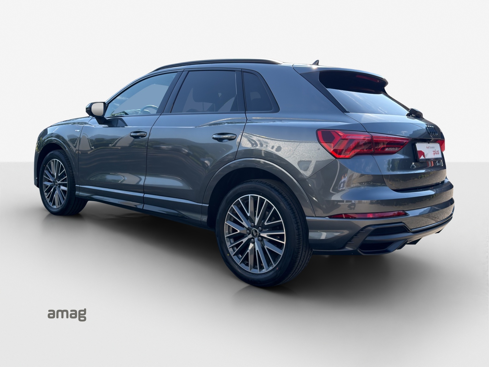 AUDI Q3 35 TFSI S line Attraction S-tronic-image-2