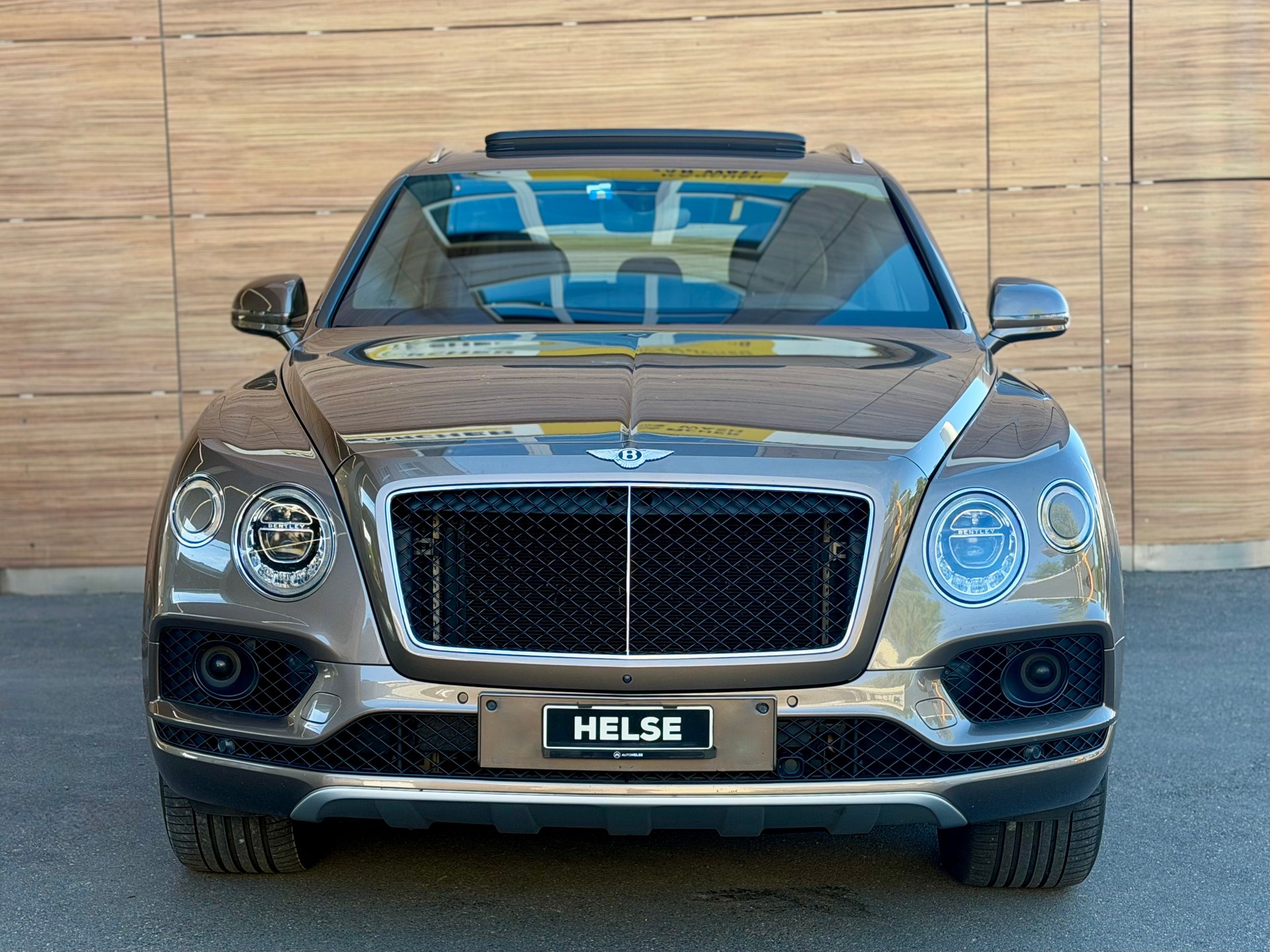 BENTLEY Bentayga V8 Speed-image-2