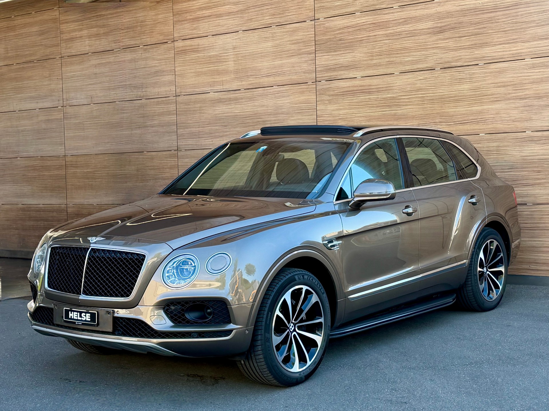 BENTLEY Bentayga V8 Speed-image-0