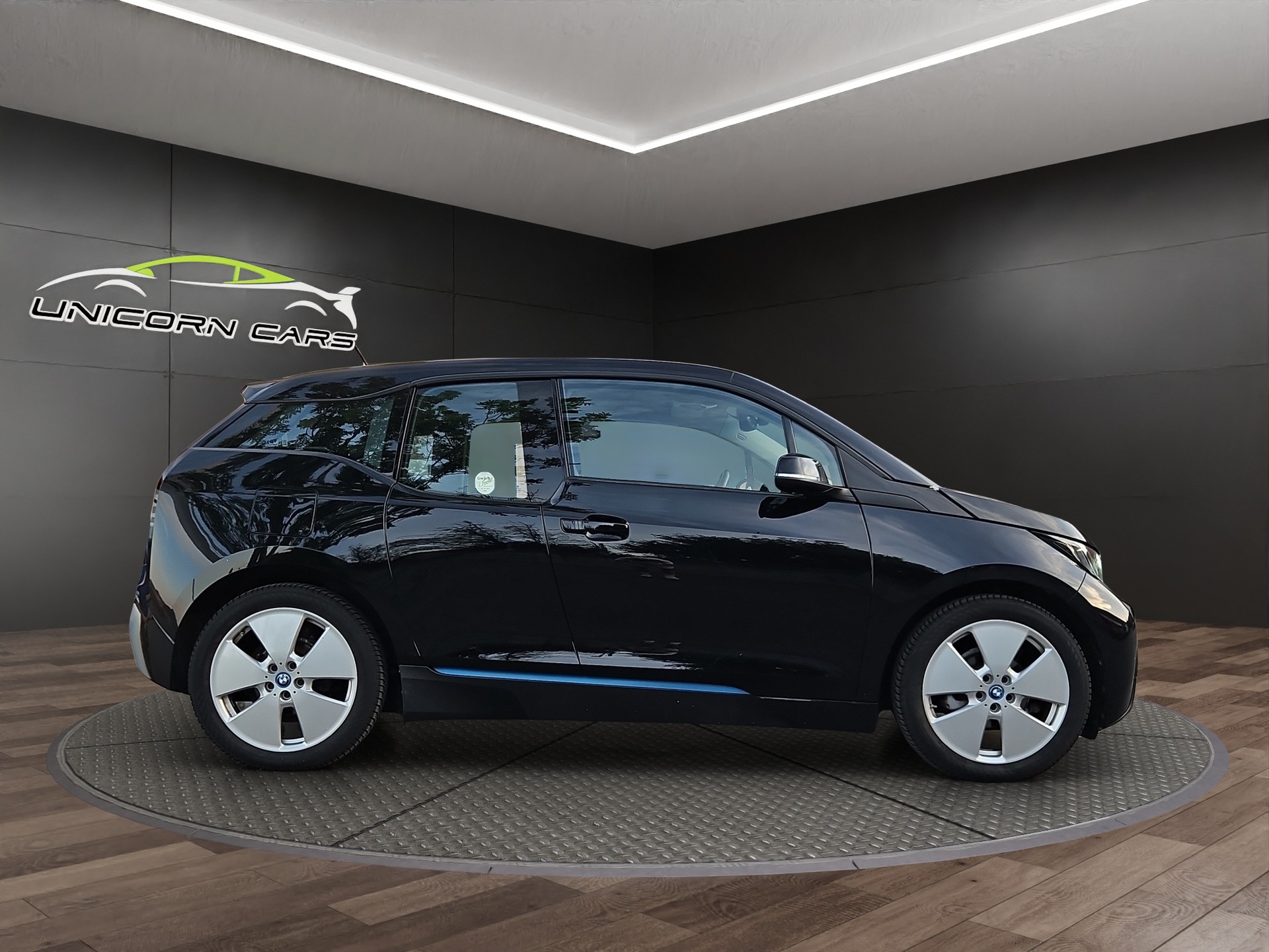 BMW i3 (94Ah)-showroom-element-1