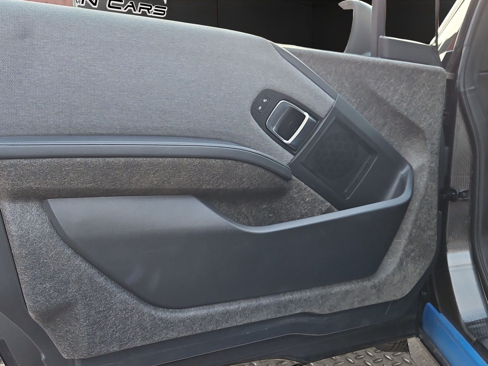 BMW i3 (94Ah)-image-11