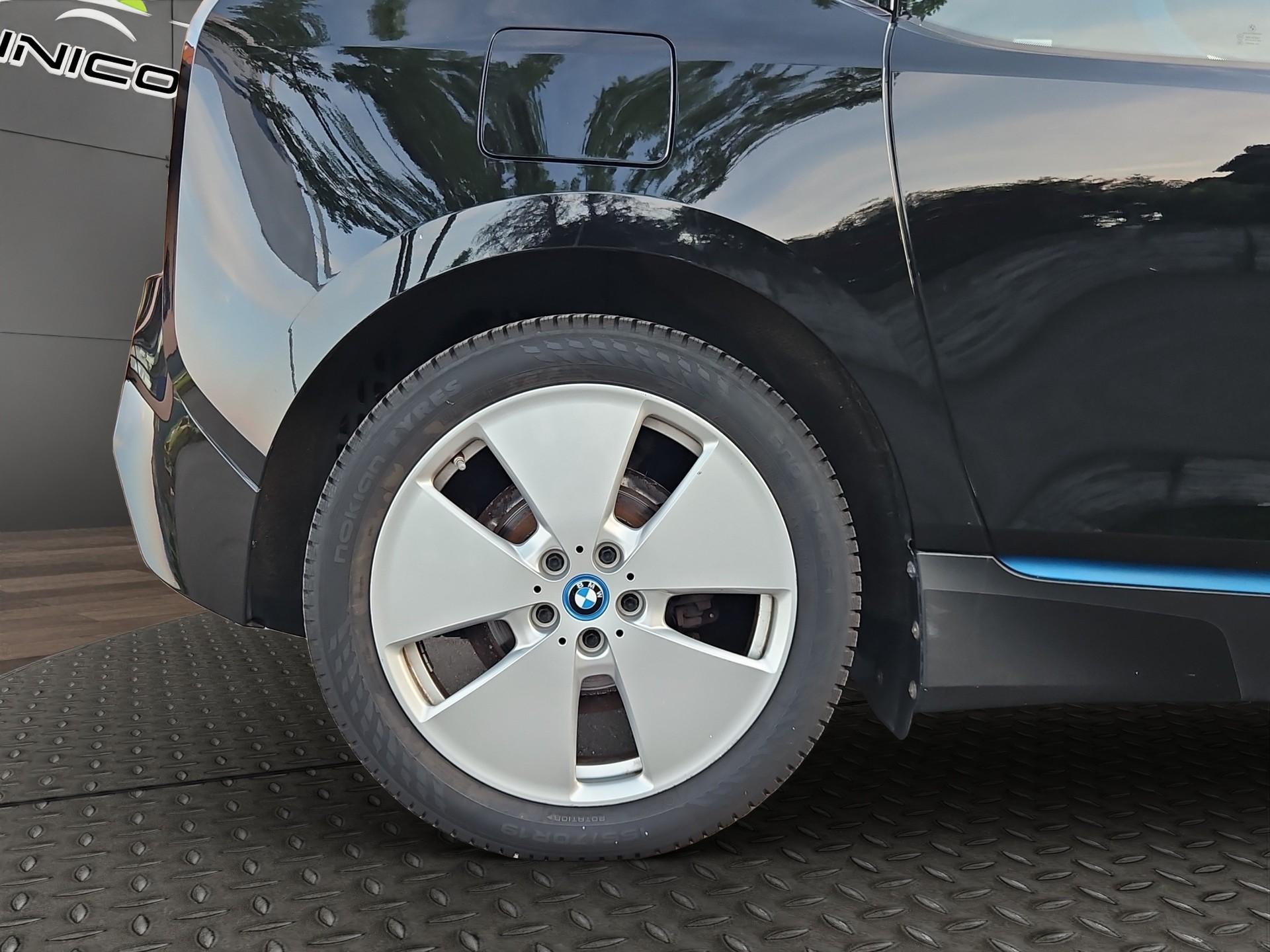 BMW i3 (94Ah)-image-21