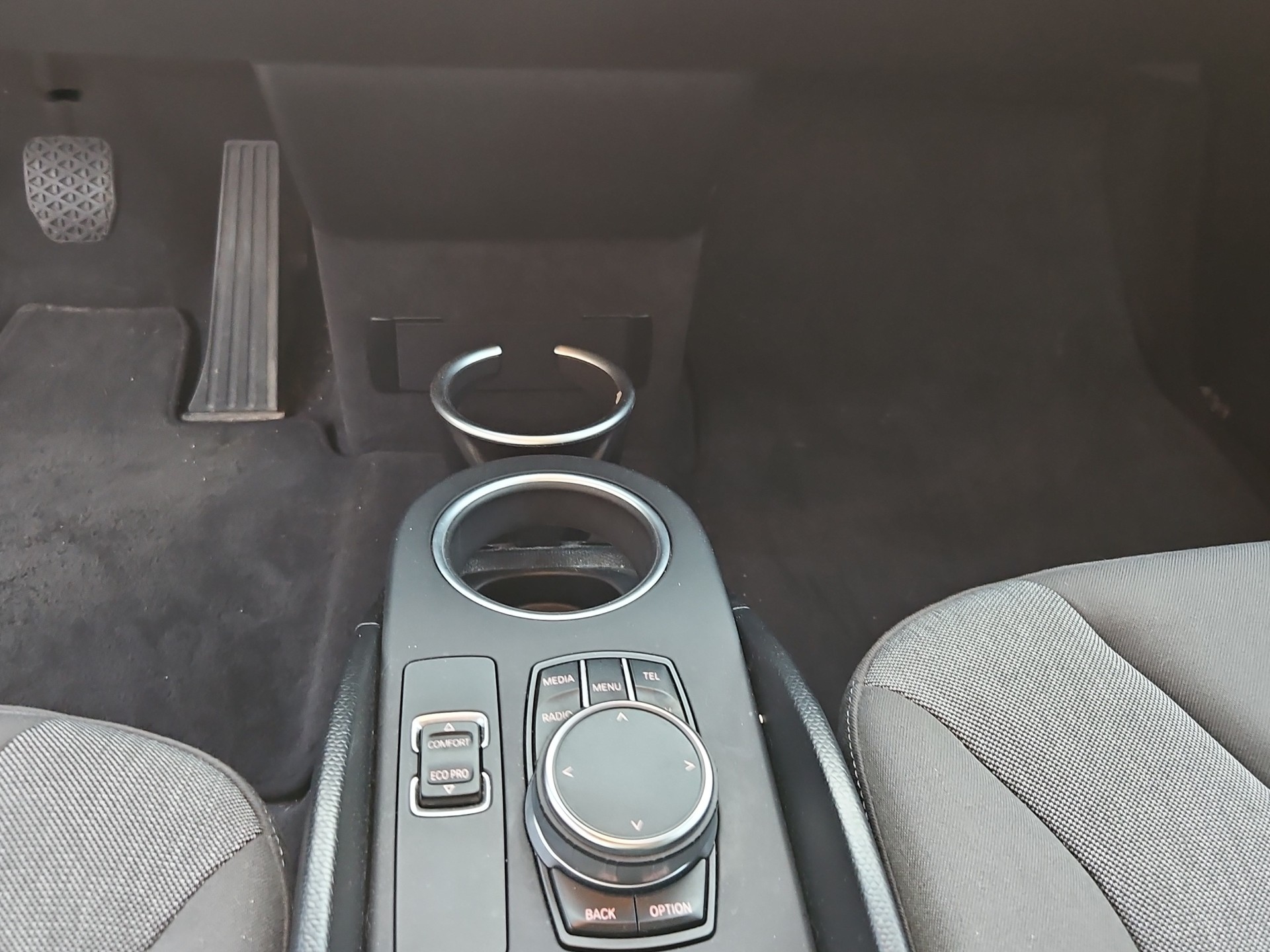 BMW i3 (94Ah)-image-14