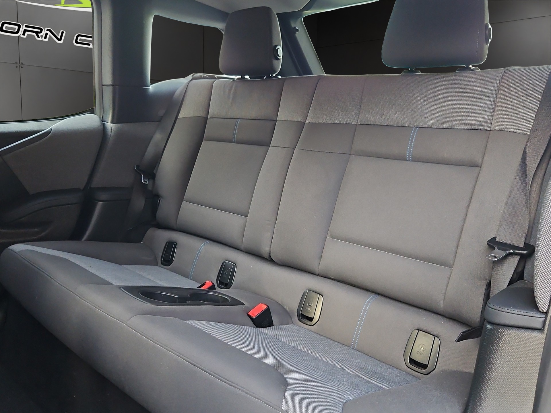 BMW i3 (94Ah)-image-12