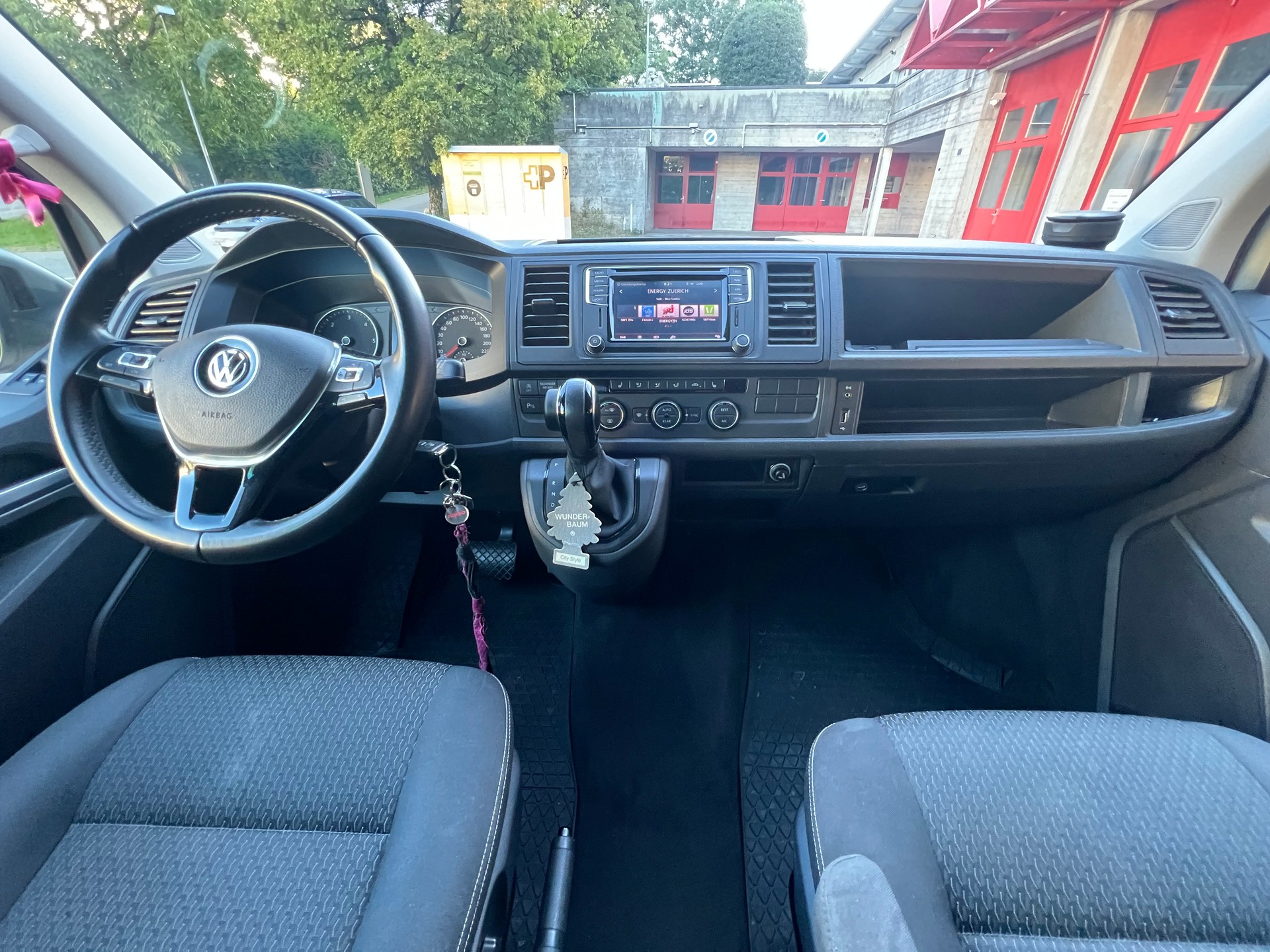 VW T6 California 2.0 TDI Beach Liberty DSG-image-2