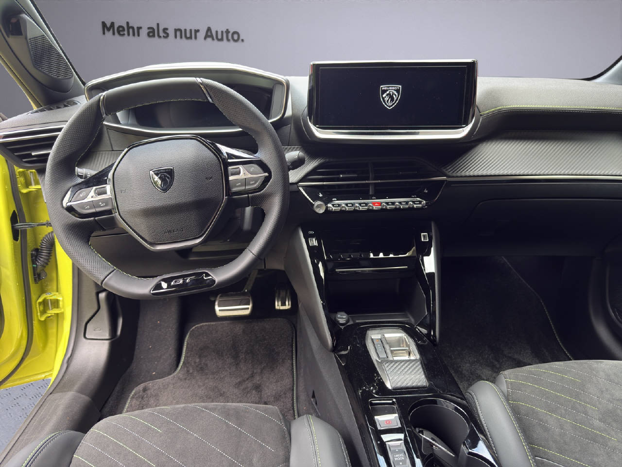 PEUGEOT 208 1.2 Hybrid 145 GT-image-6