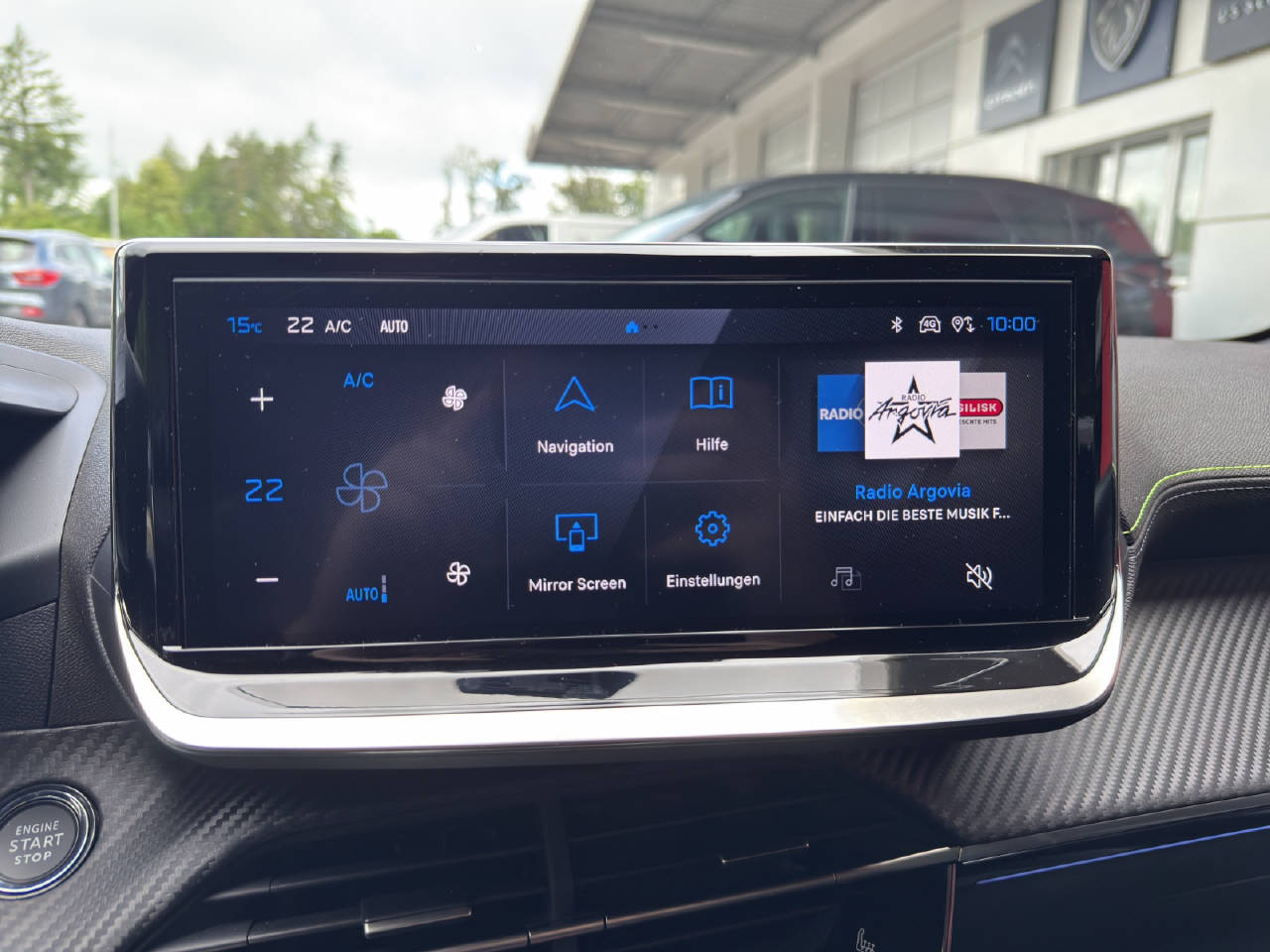 PEUGEOT 208 1.2 Hybrid 145 GT-image-7