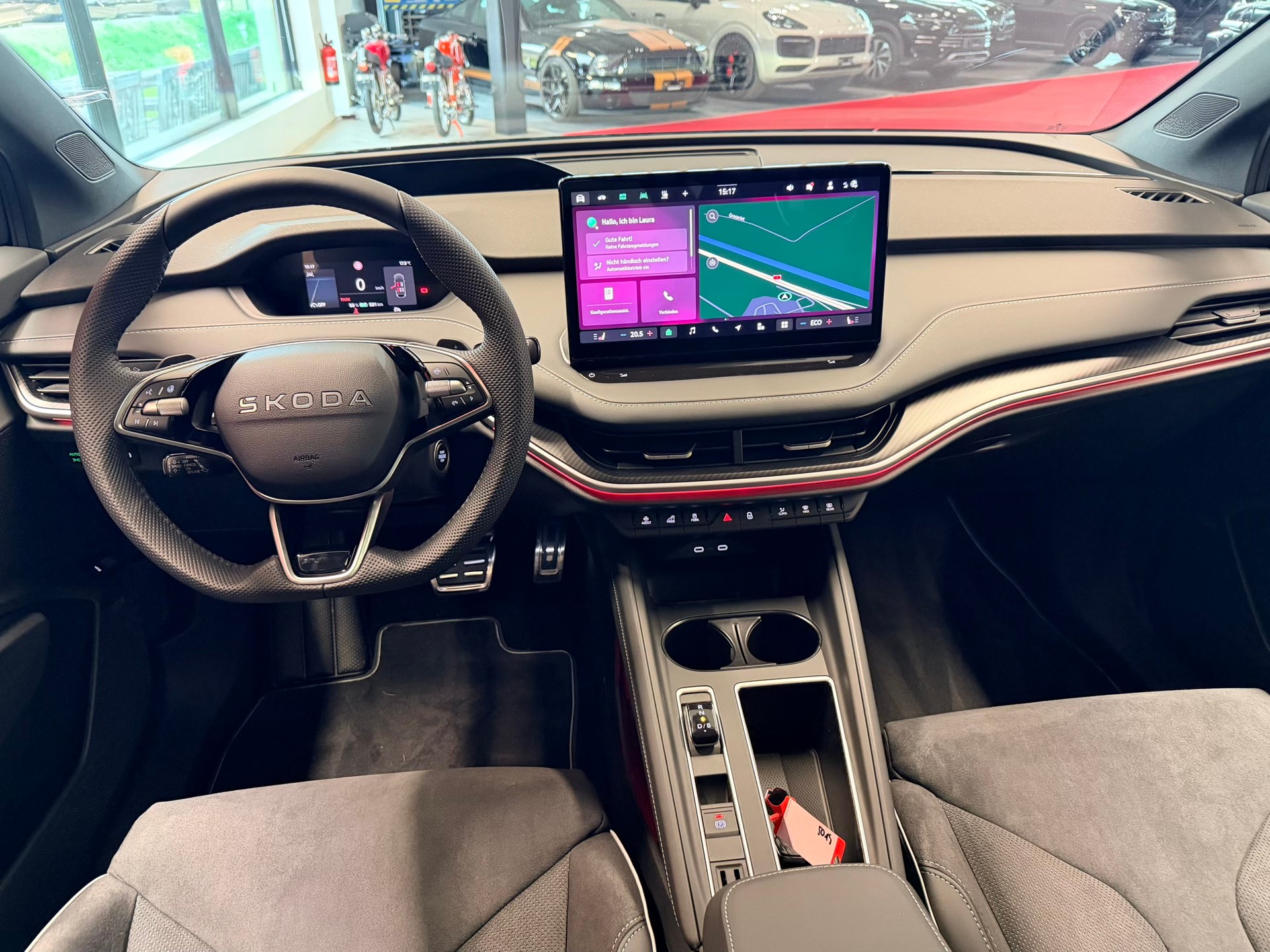 SKODA Enyaq 85x Sportline 4x4-image-21