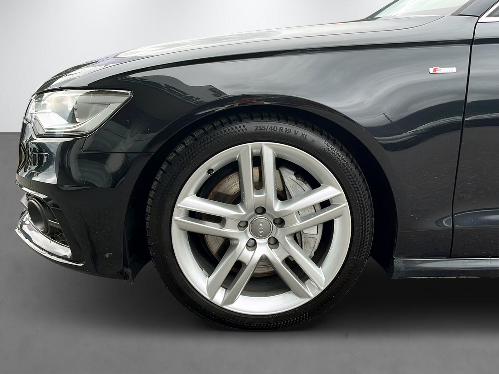 AUDI A6 Avant 3.0 V6 TDI 313 quattro-image-4