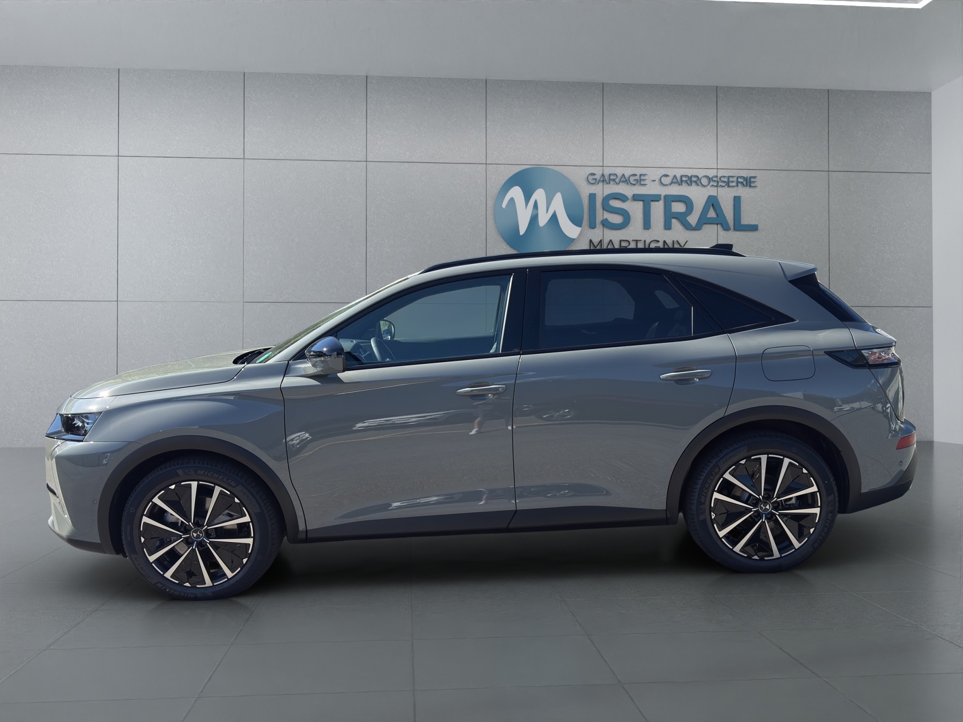 DS AUTOMOBILES 7 1.6 E-Tense Étoile 4x4-showroom-element-1