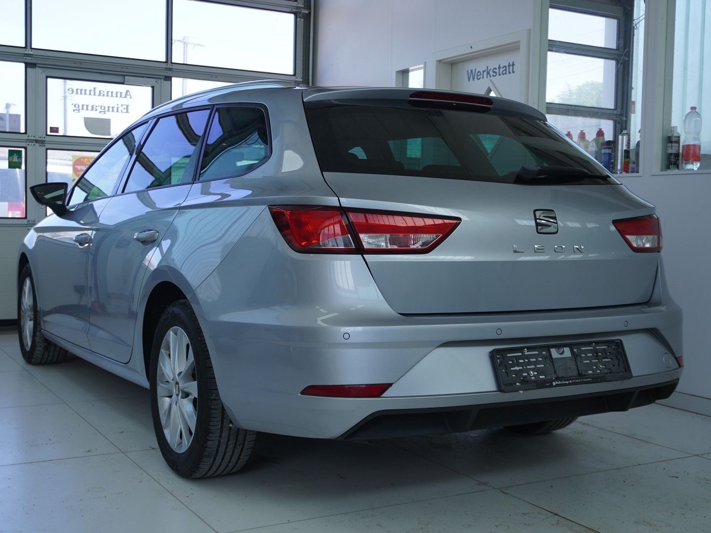 SEAT Leon ST 1.6 TDI CR Style DSG-image-1
