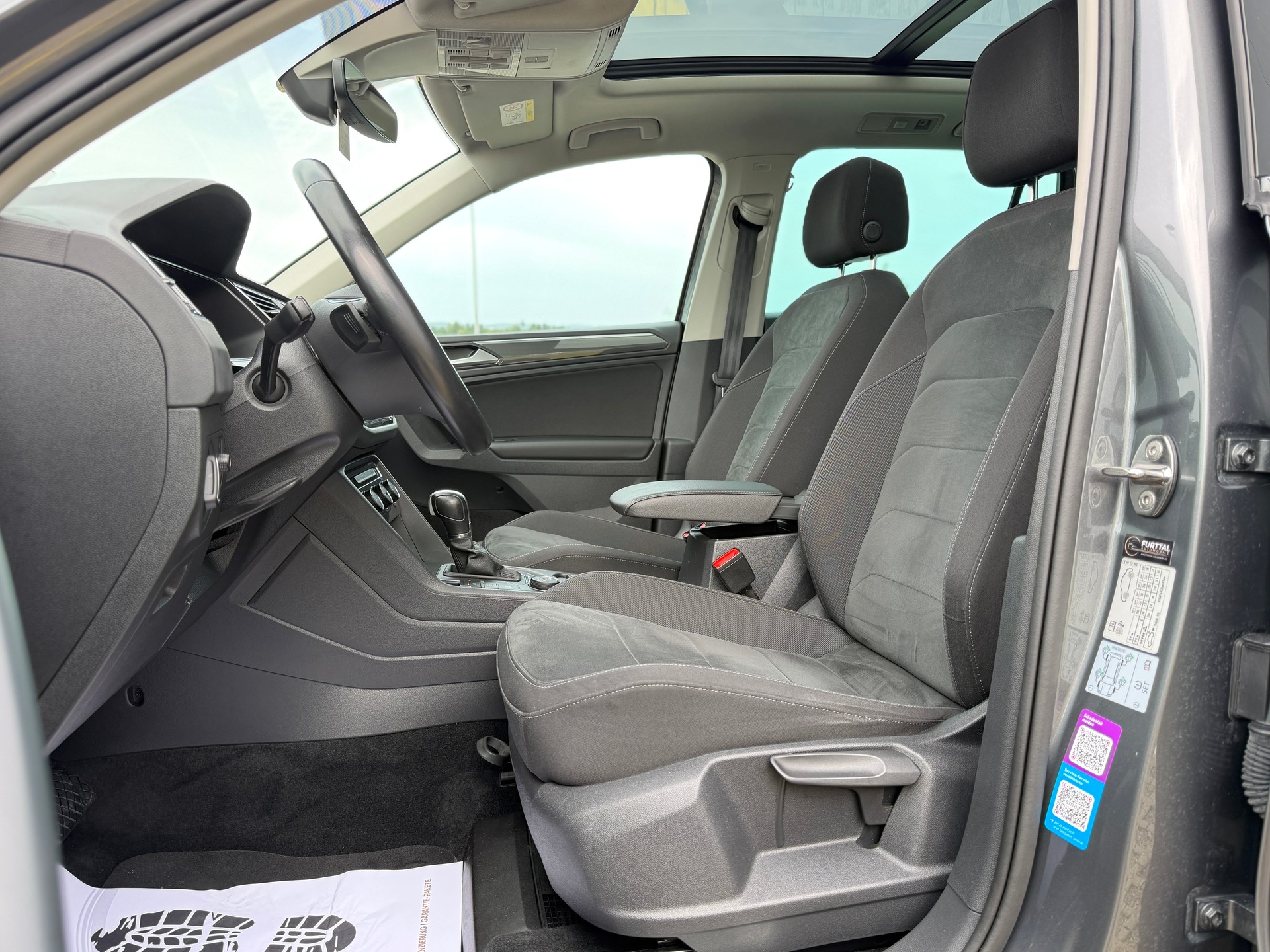 VW Tiguan 2.0 TDI SCR Highline 4Motion DSG-image-15
