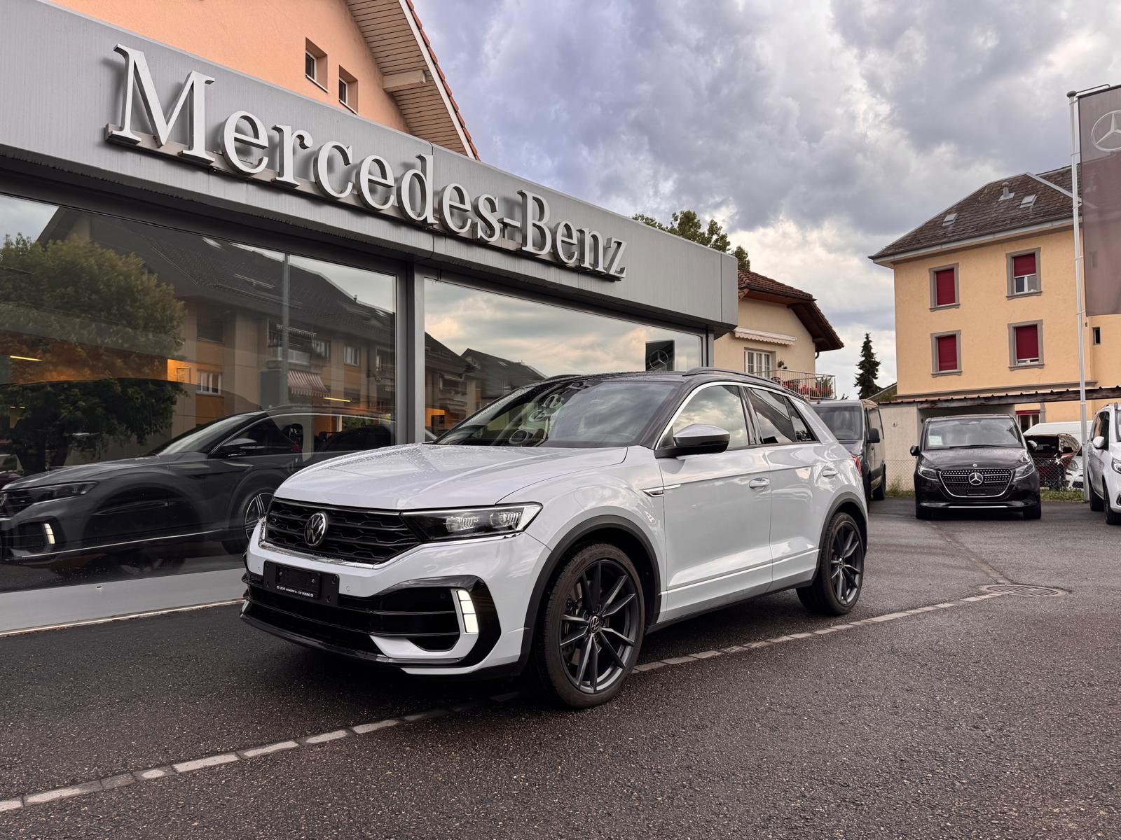VW T-Roc 2.0 TSI R DSG 4Motion-image-1