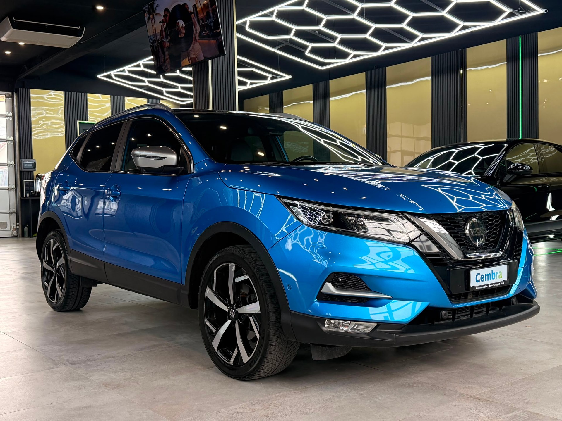 NISSAN Qashqai 1.6 dCi tekna Xtronic CVT-image-2
