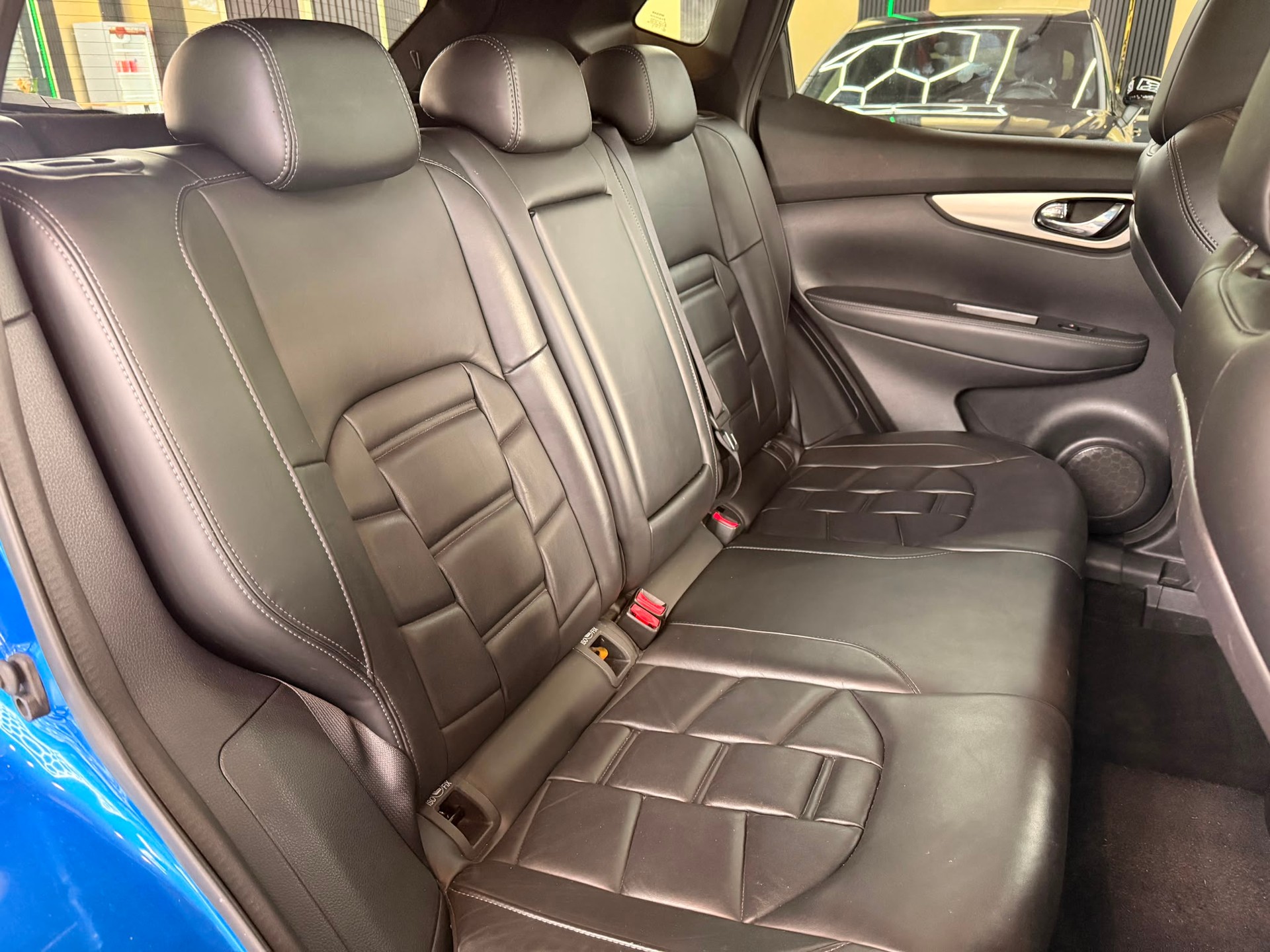 NISSAN Qashqai 1.6 dCi tekna Xtronic CVT-image-15