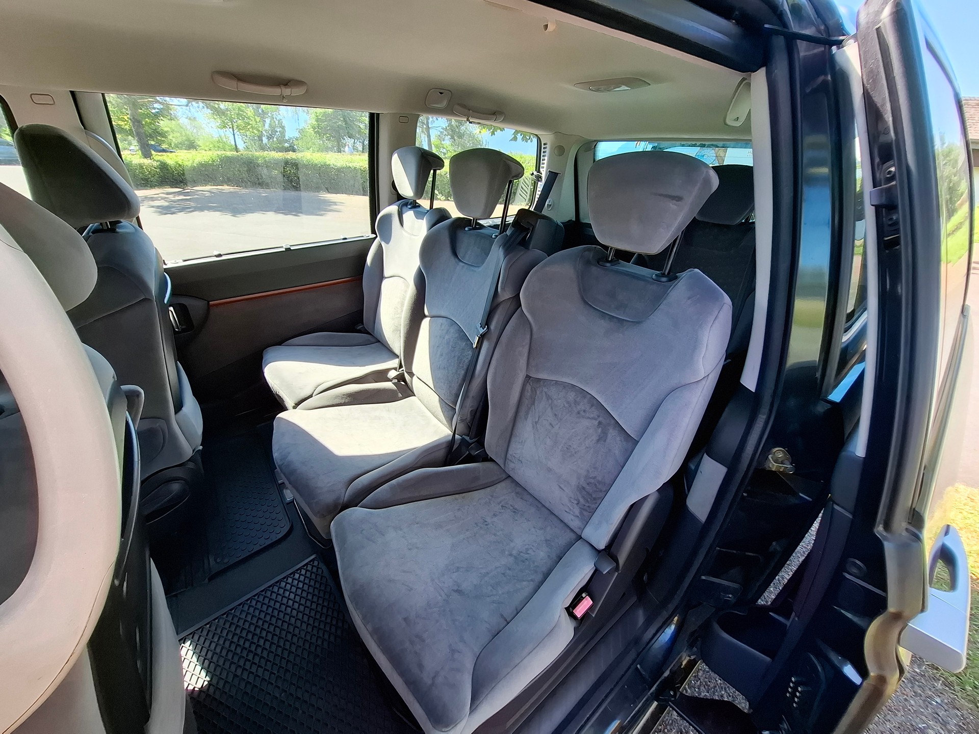 CITROEN C8 2.0 16V SX-image-11