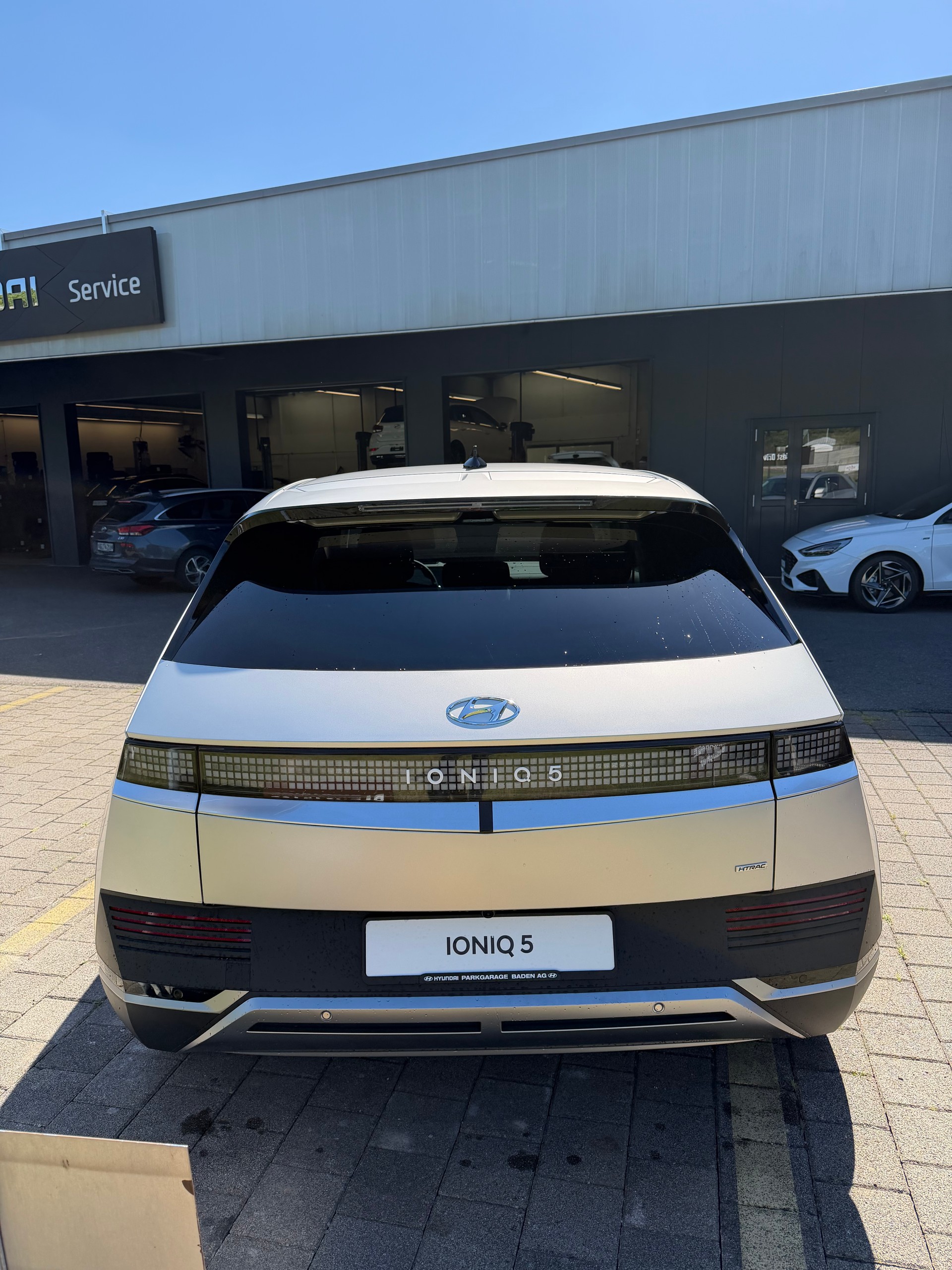 HYUNDAI Ioniq 5 77kWh Amplia 4WD-image-2