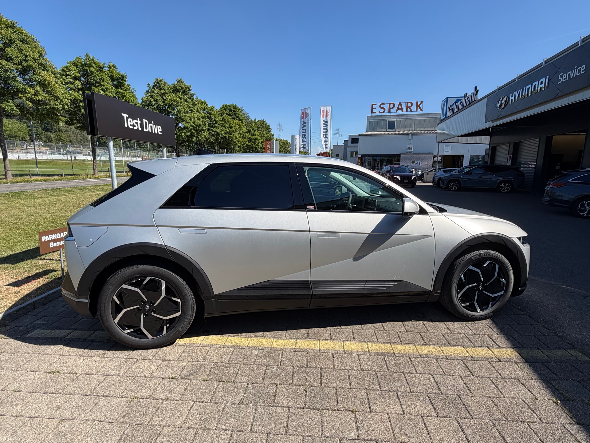 HYUNDAI Ioniq 5 77kWh Amplia 4WD-image-3