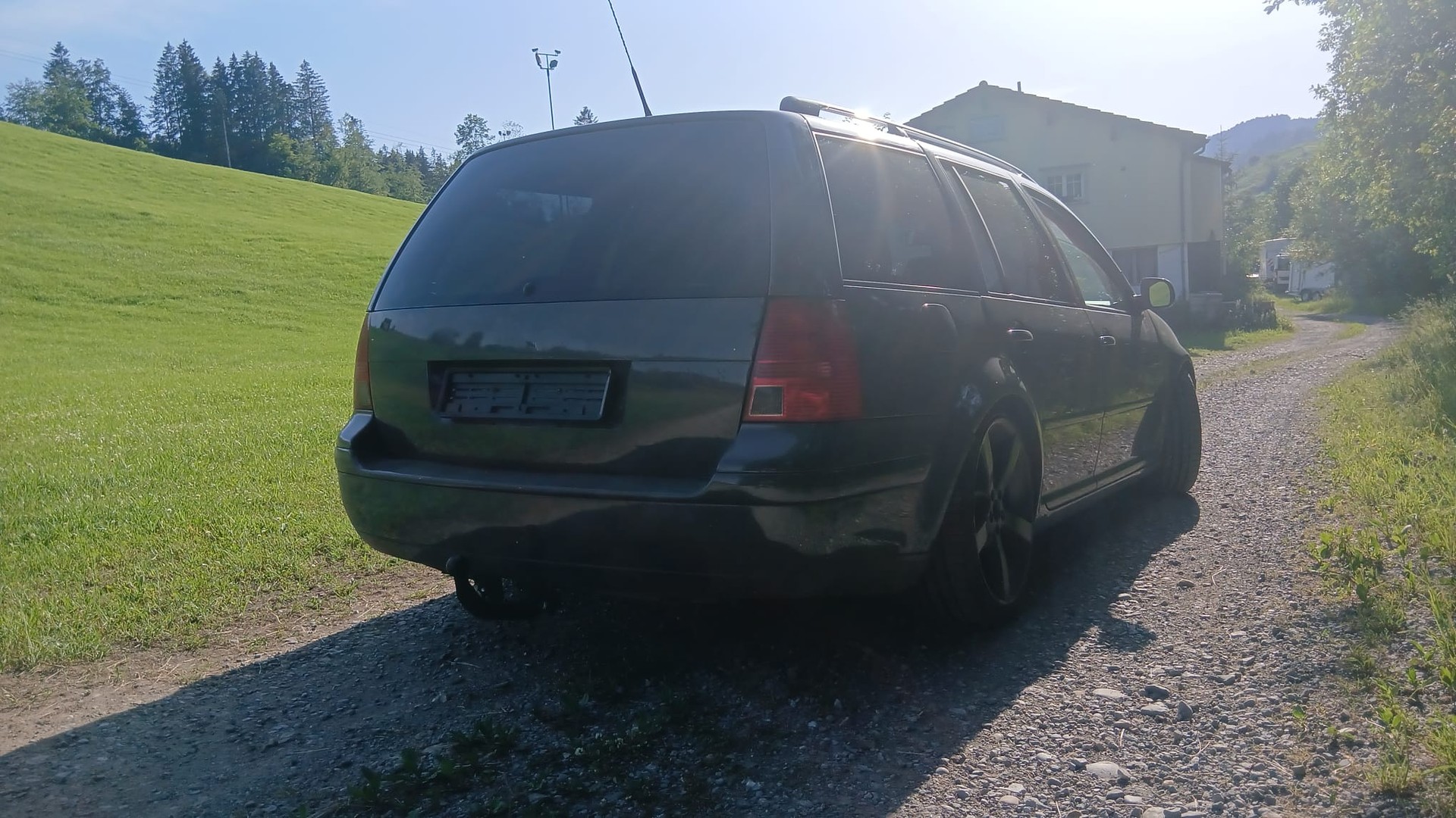 VW GOLF-image-4
