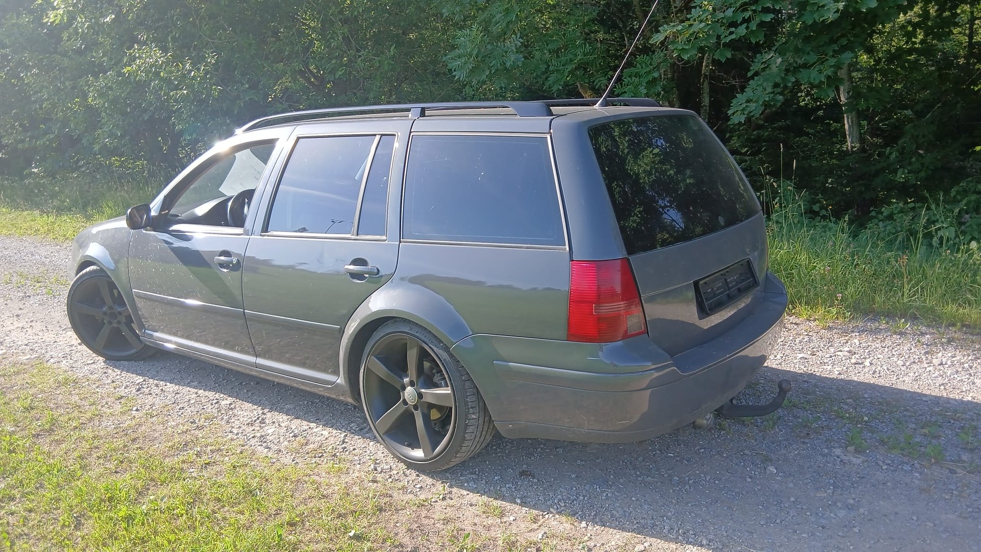 VW GOLF-image-6