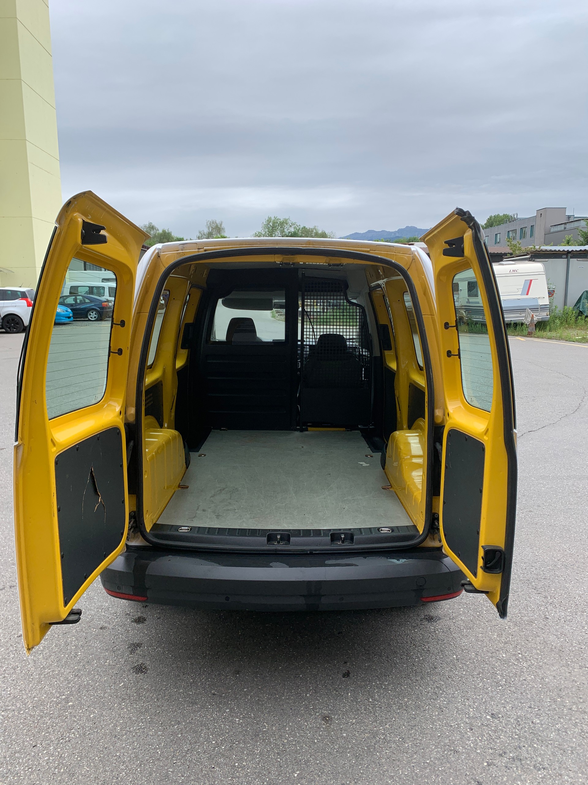 VW Caddy Maxi 2.0TDI 4Mot. BlueMotion Technology DSG-image-6