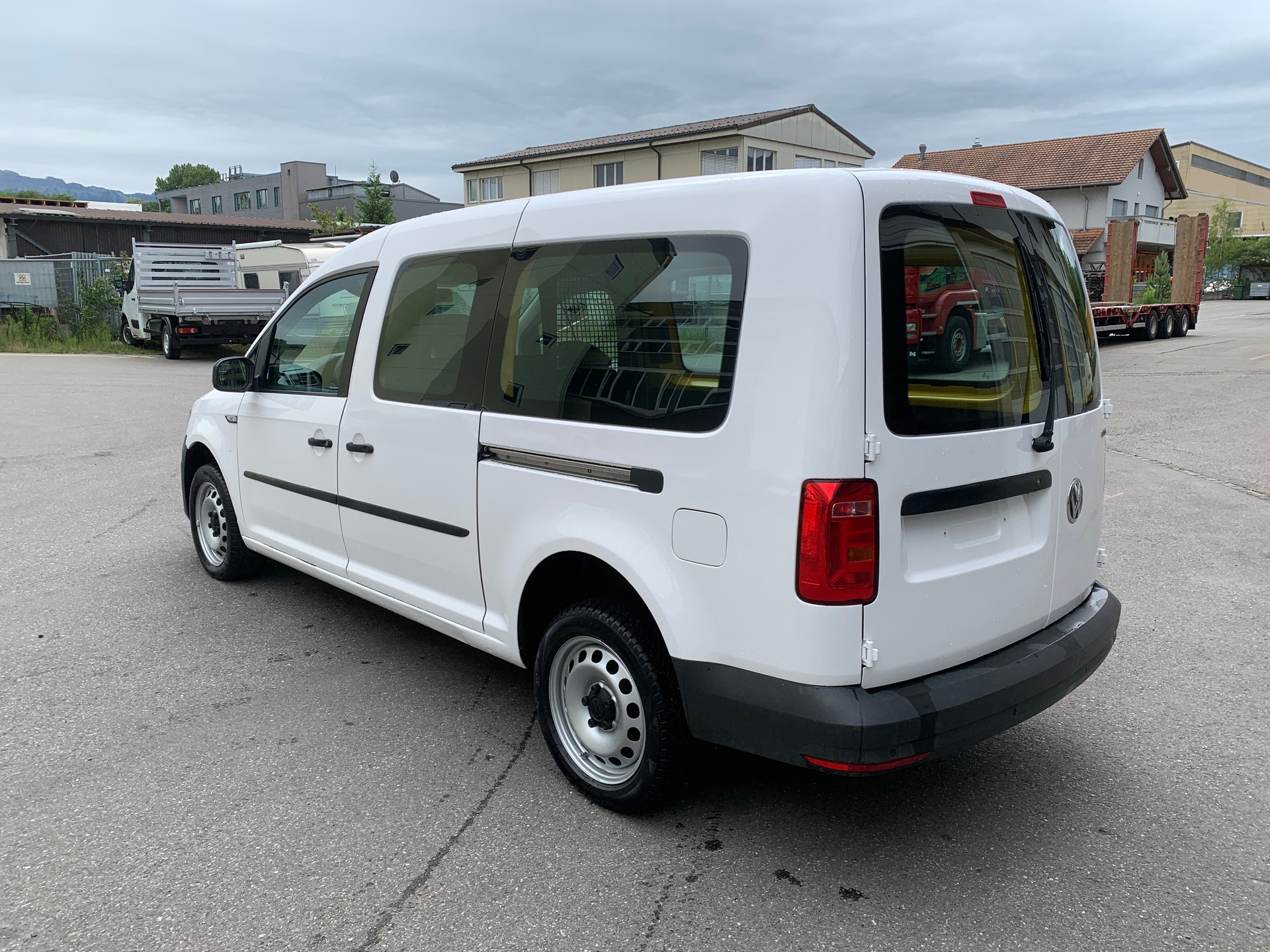 VW Caddy Maxi 2.0TDI 4Mot. BlueMotion Technology DSG-image-1