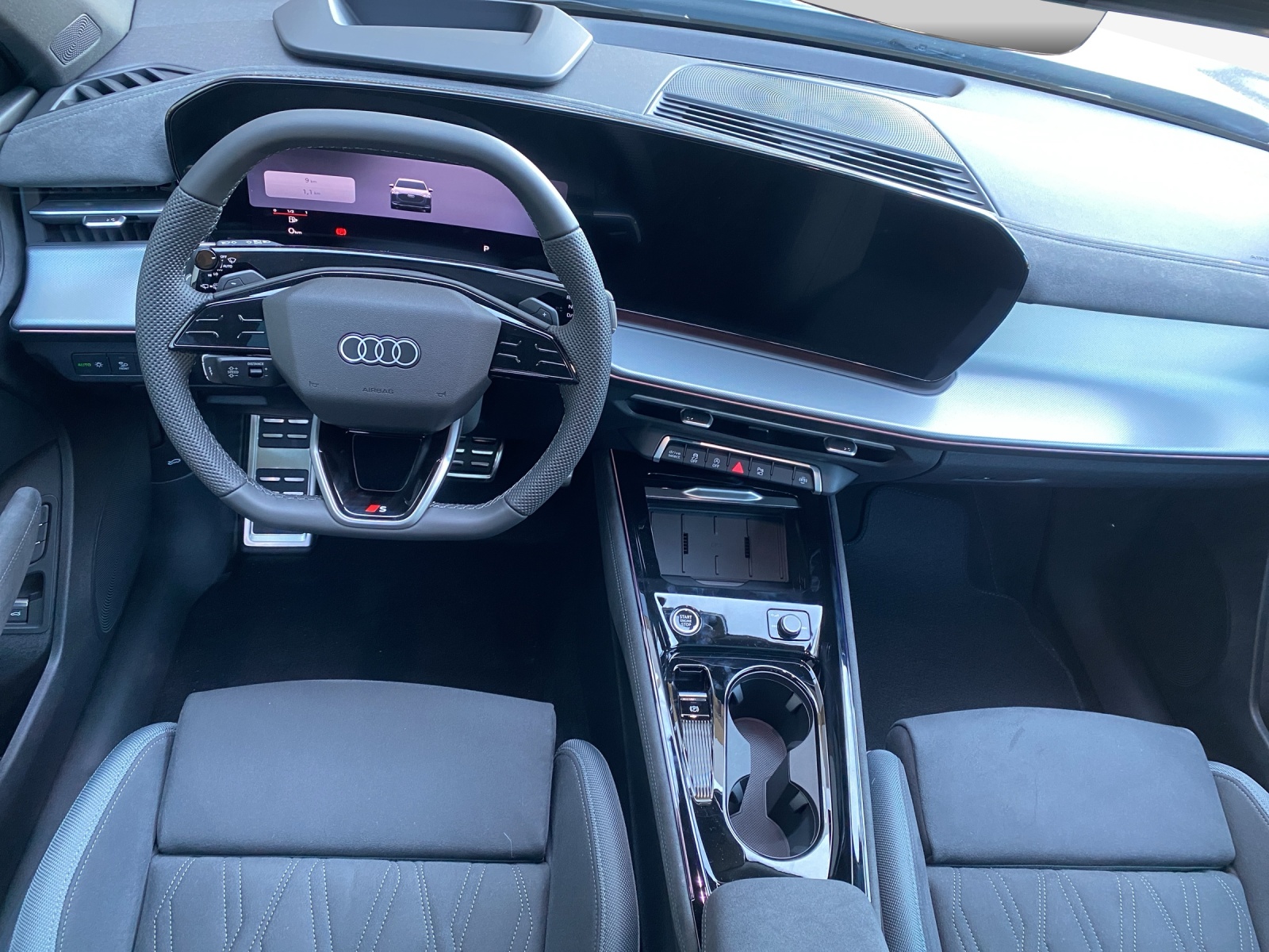 AUDI Q3 SUV TFSI quattro 195 kW S tronic-image-8