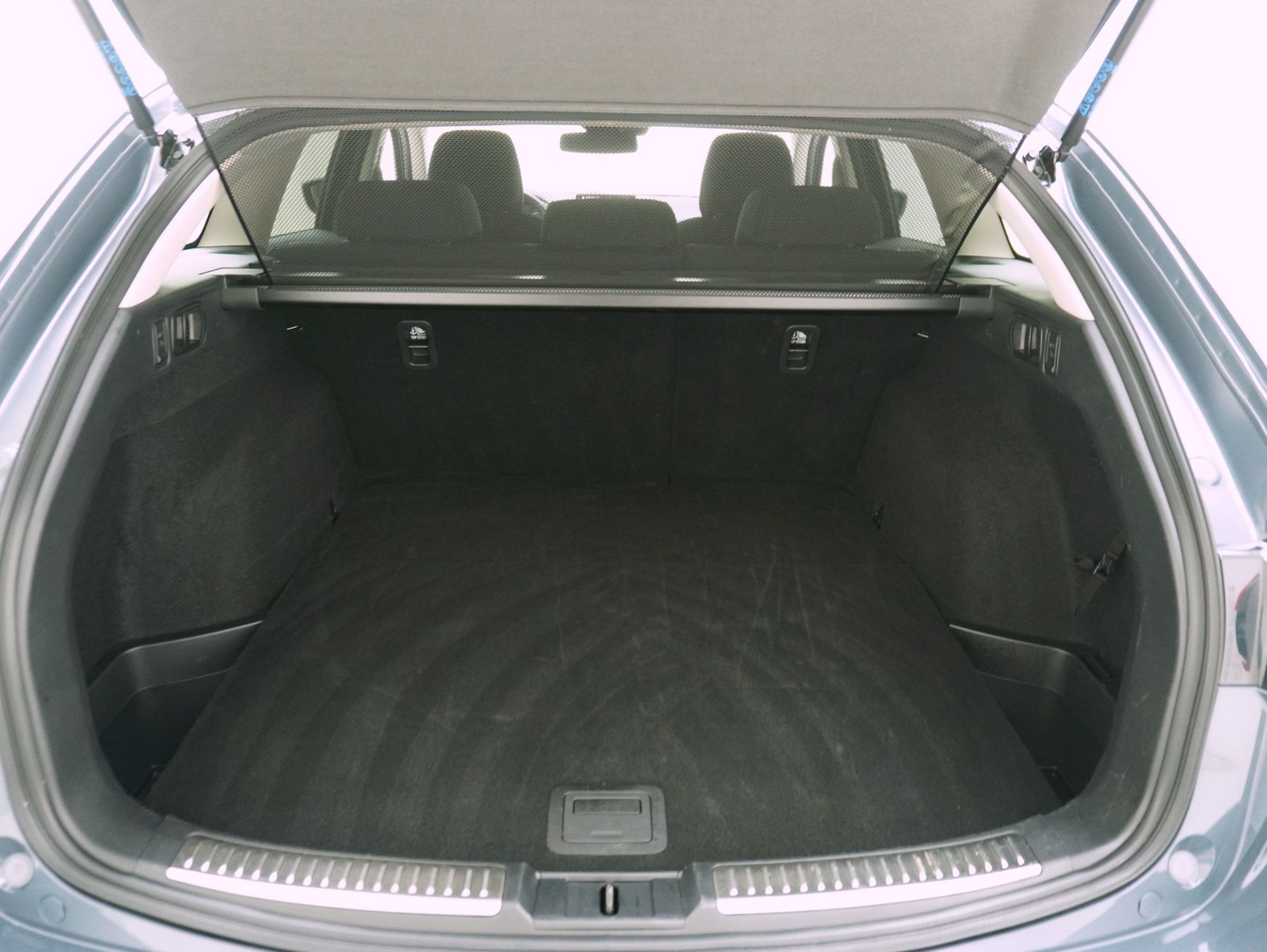 MAZDA 6 Sport Wagon 2.0 Center-Line-image-19