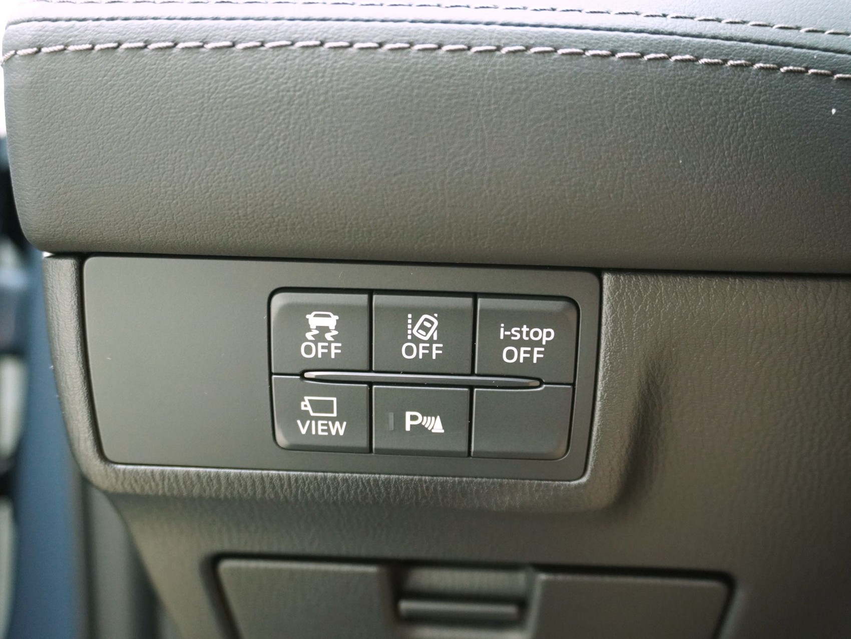 MAZDA 6 Sport Wagon 2.0 Center-Line-image-13
