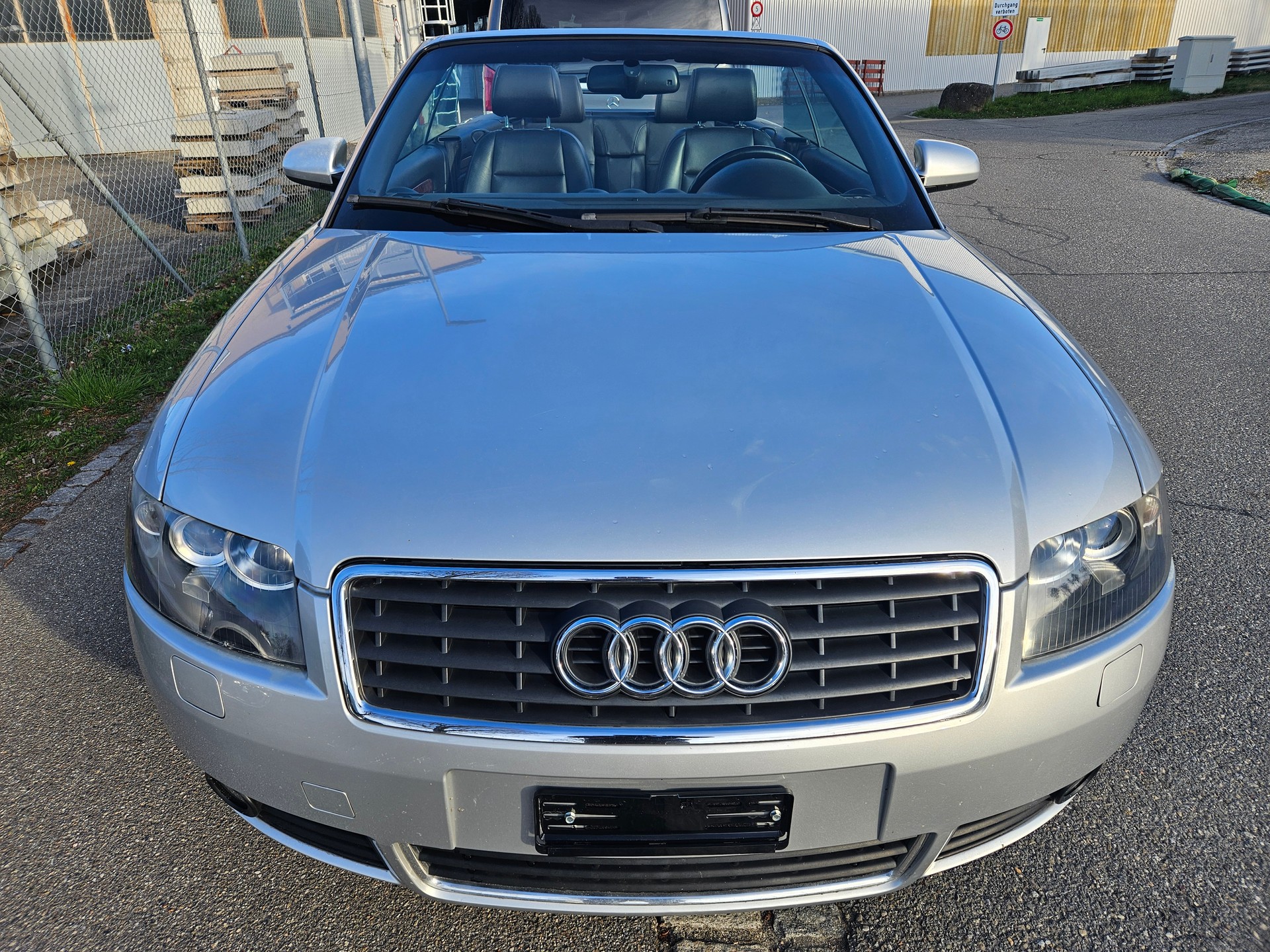AUDI A4 Cabriolet 3.0 V6-image-1