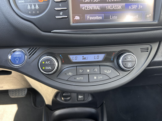 TOYOTA Yaris 1.5 Hybrid Trend-image-9