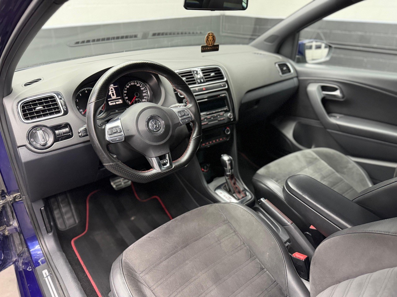 VW Polo 1.4 TSI GTI DSG | Leder-Alcantara | Tempomat-image-11