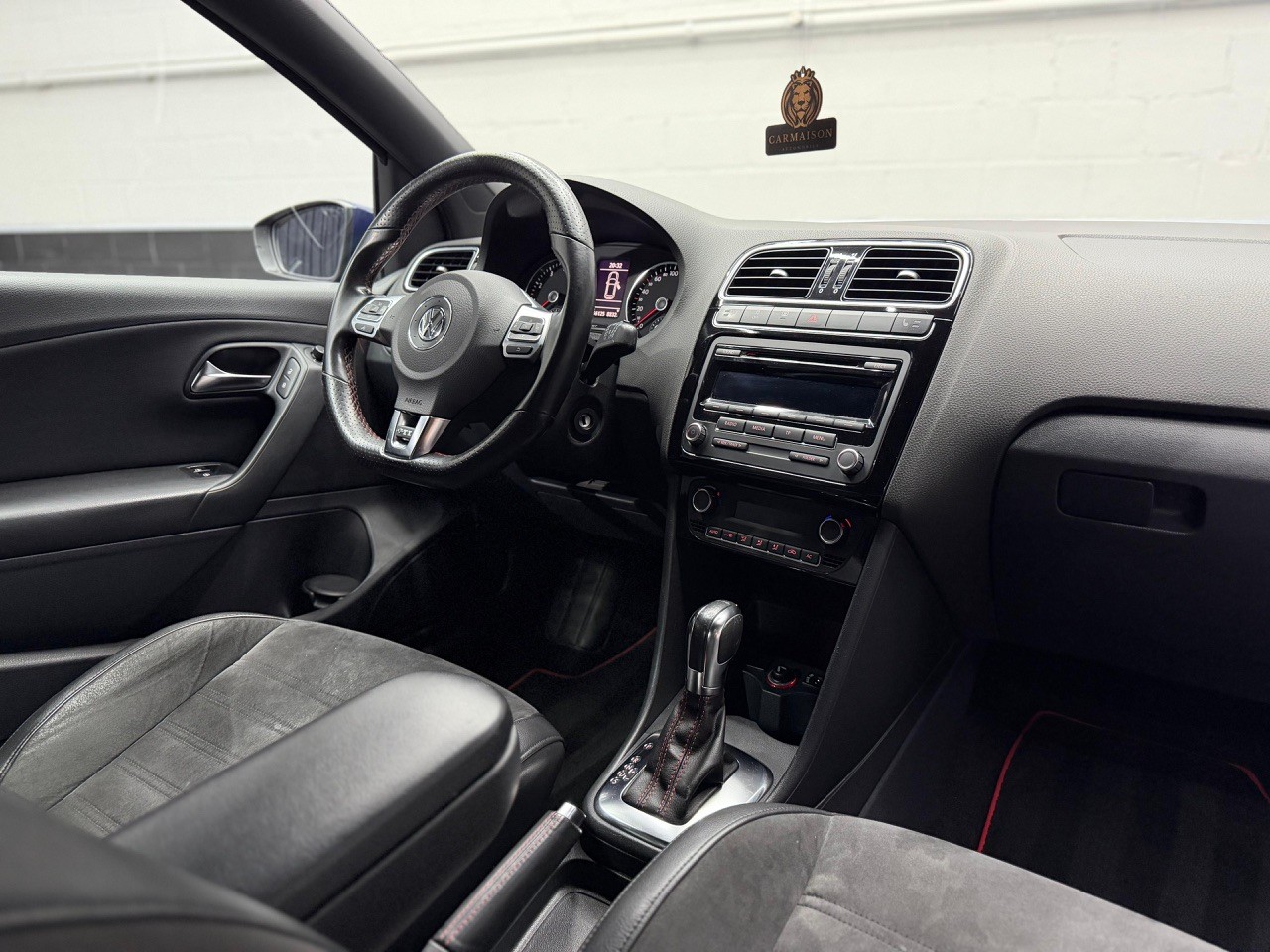 VW Polo 1.4 TSI GTI DSG | Leder-Alcantara | Tempomat-image-19