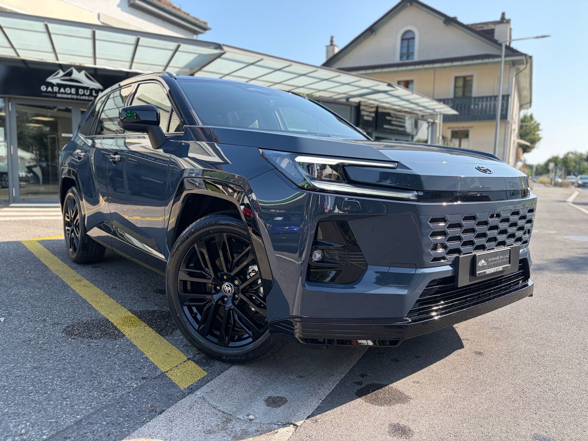TOYOTA RAV-4 2.5 HSD Style e-CVT AWD-image-0