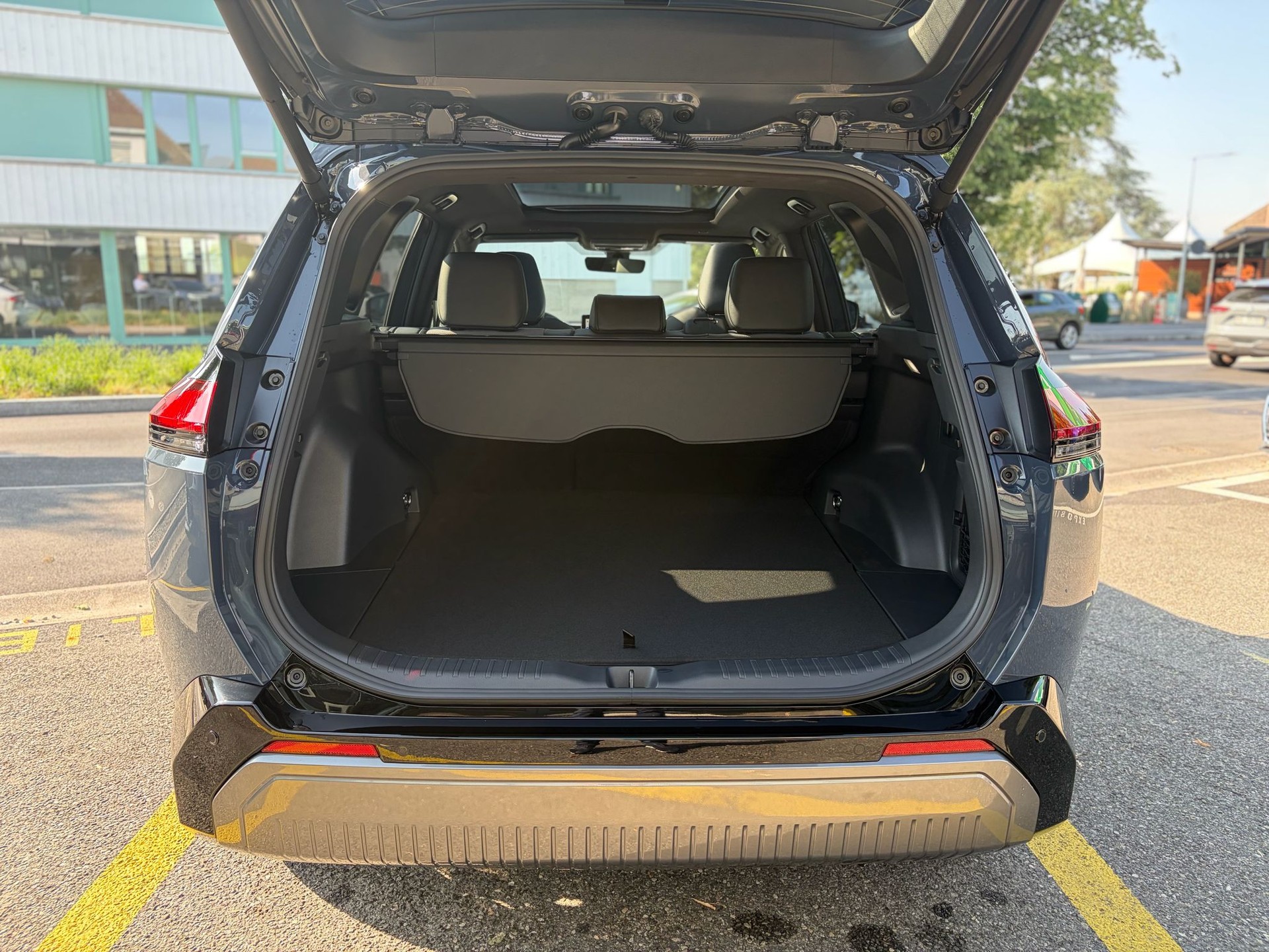 TOYOTA RAV-4 2.5 HSD Style e-CVT AWD-image-17