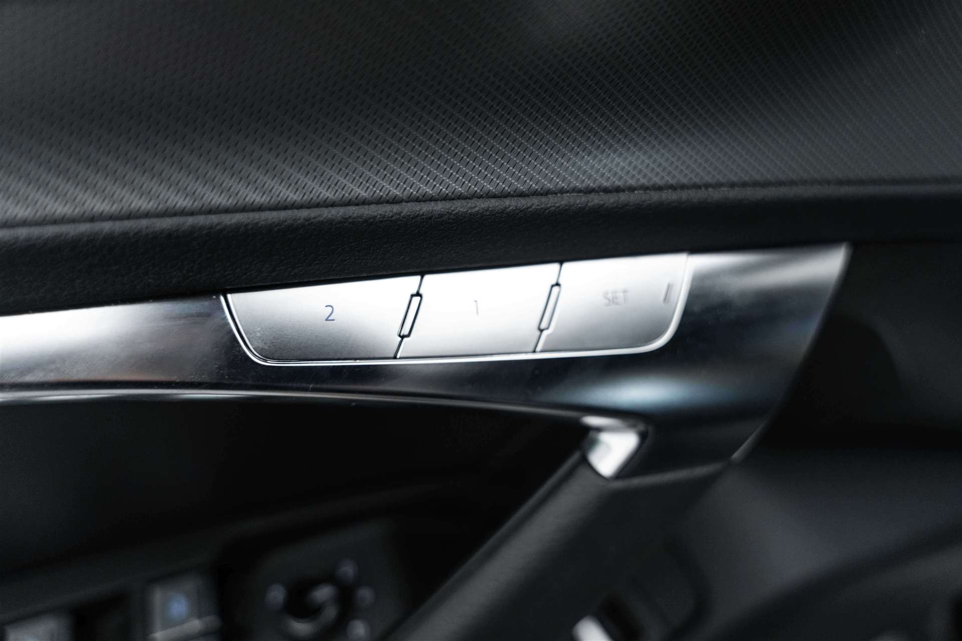AUDI A6 Avant 45 TFSI S line S-tronic quattro-image-14
