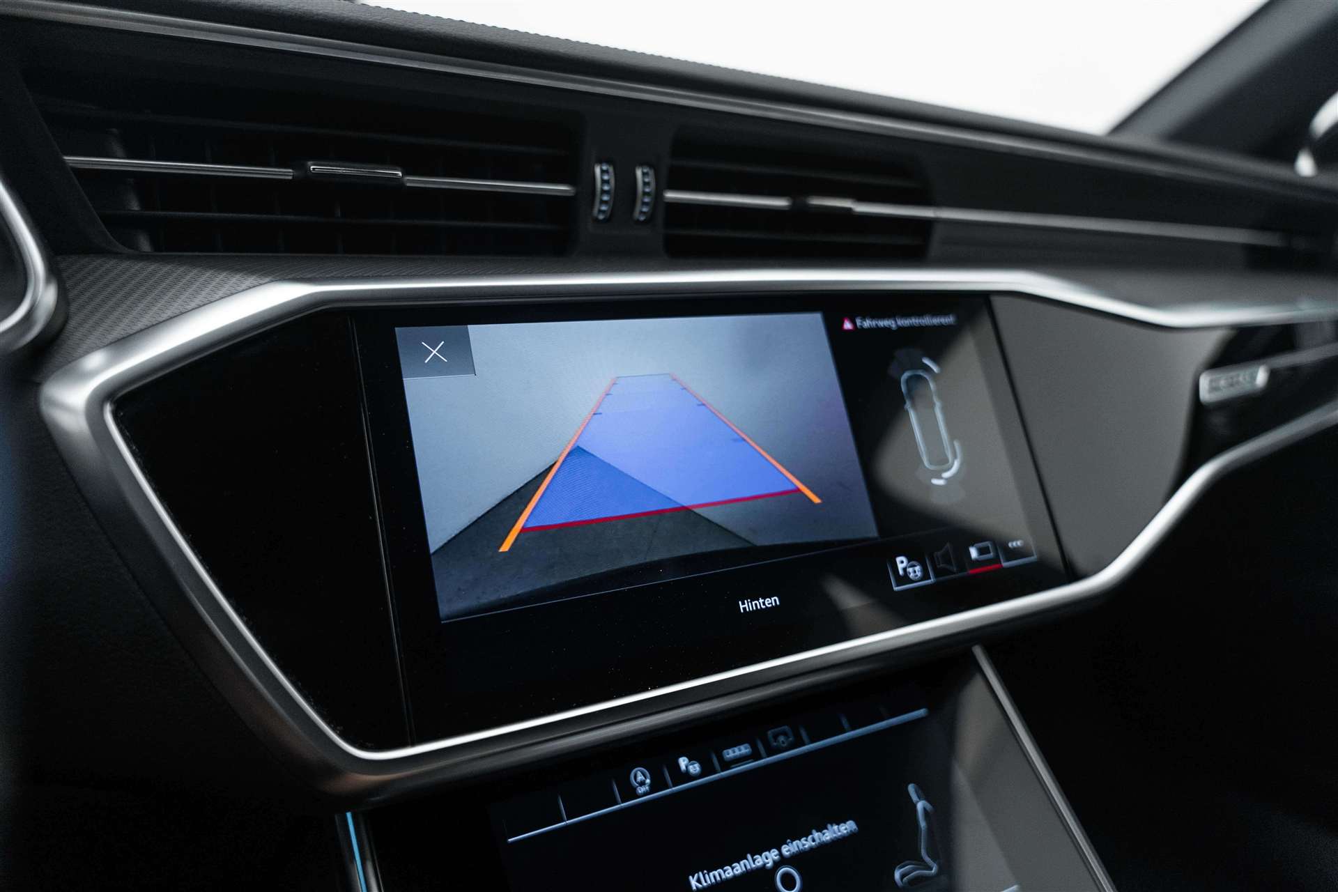 AUDI A6 Avant 45 TFSI S line S-tronic quattro-image-19