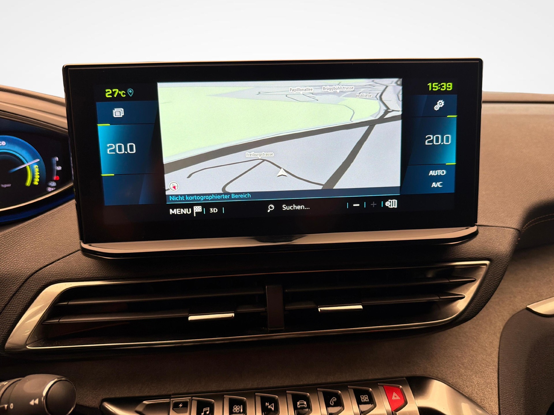 PEUGEOT 3008 1.6 Plug-in Hybrid4 GT-image-16