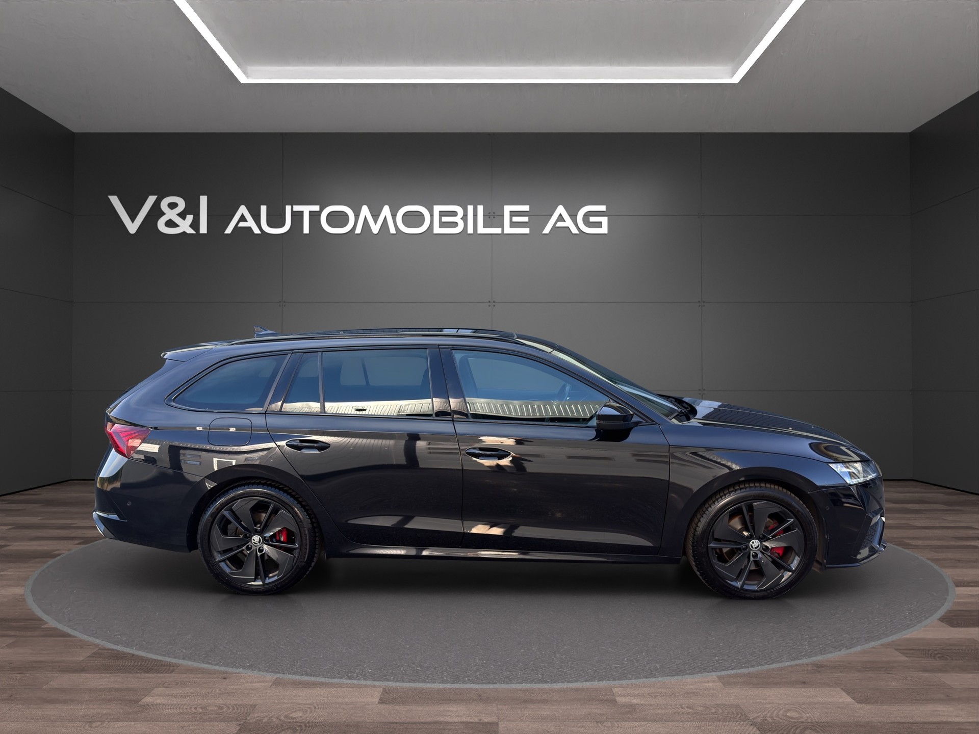 SKODA Octavia Combi 2.0 TDI DSG RS 4x4-image-7