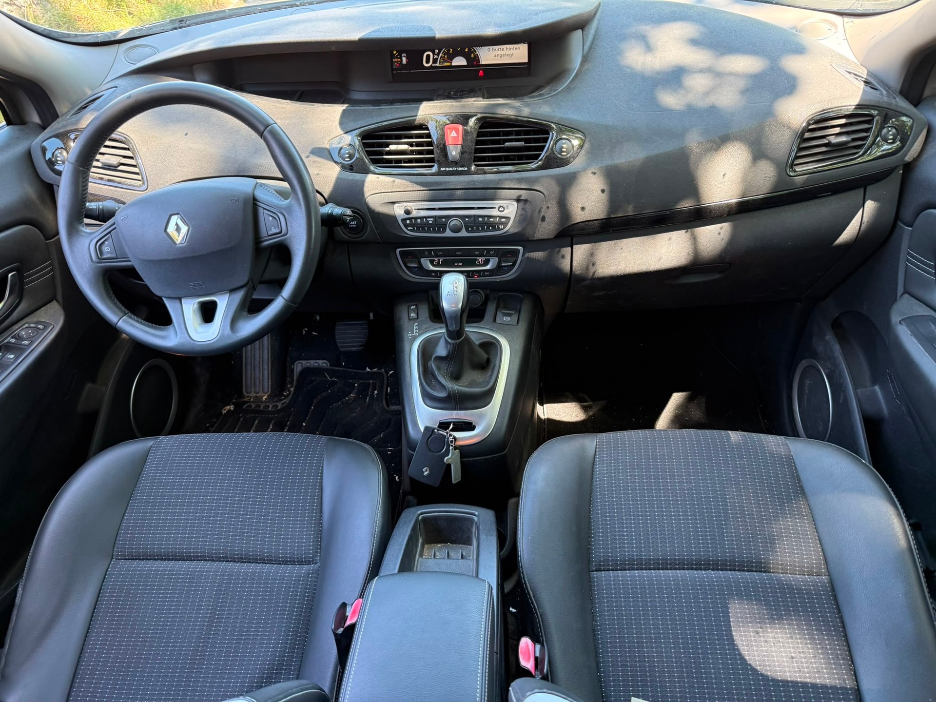 RENAULT Grand Scénic 1.5 dCi Dynamique EDC-image-7