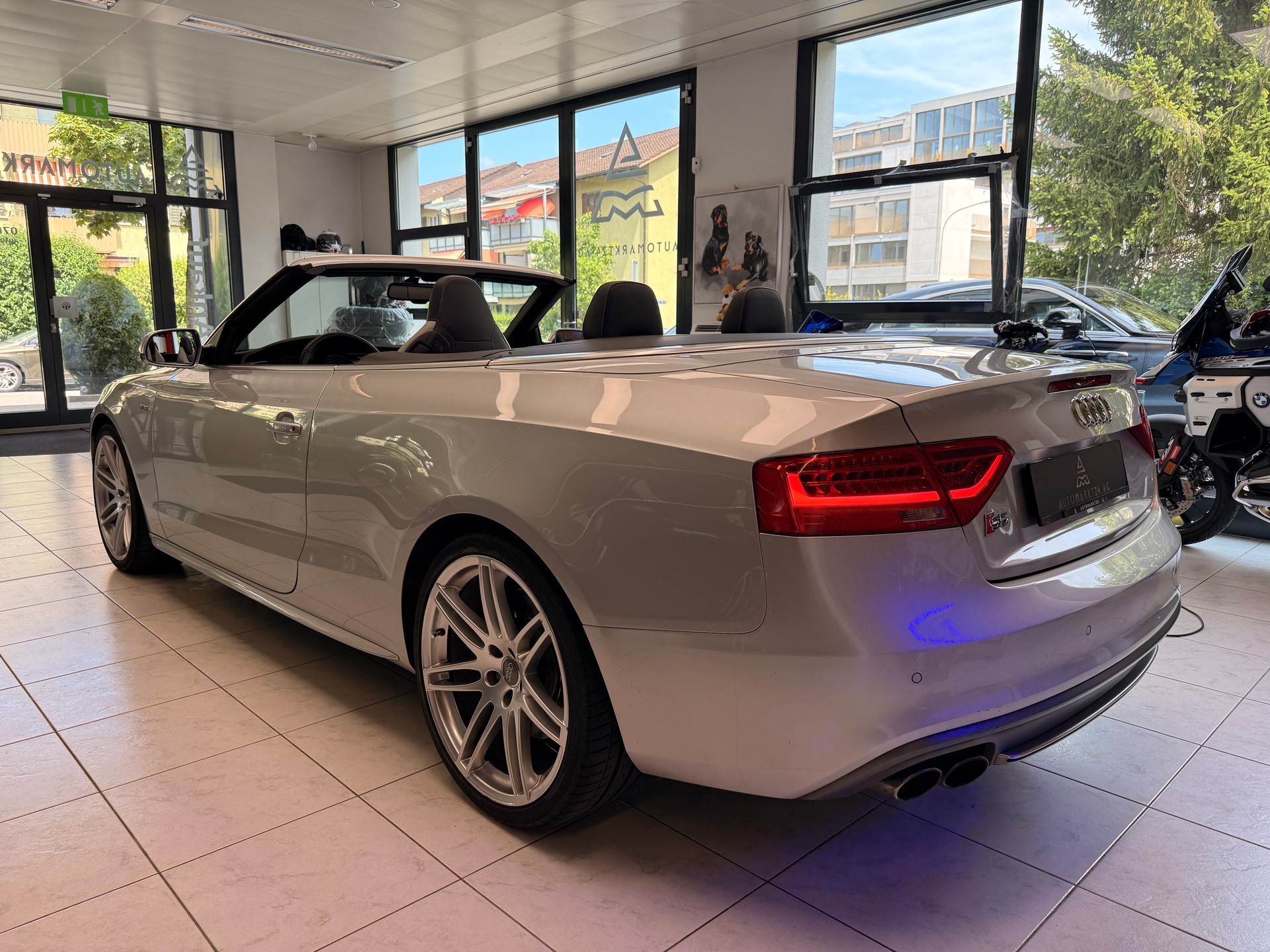 AUDI S5 Cabriolet 3.0 V6 TFSI quattro S-Tronic-image-11