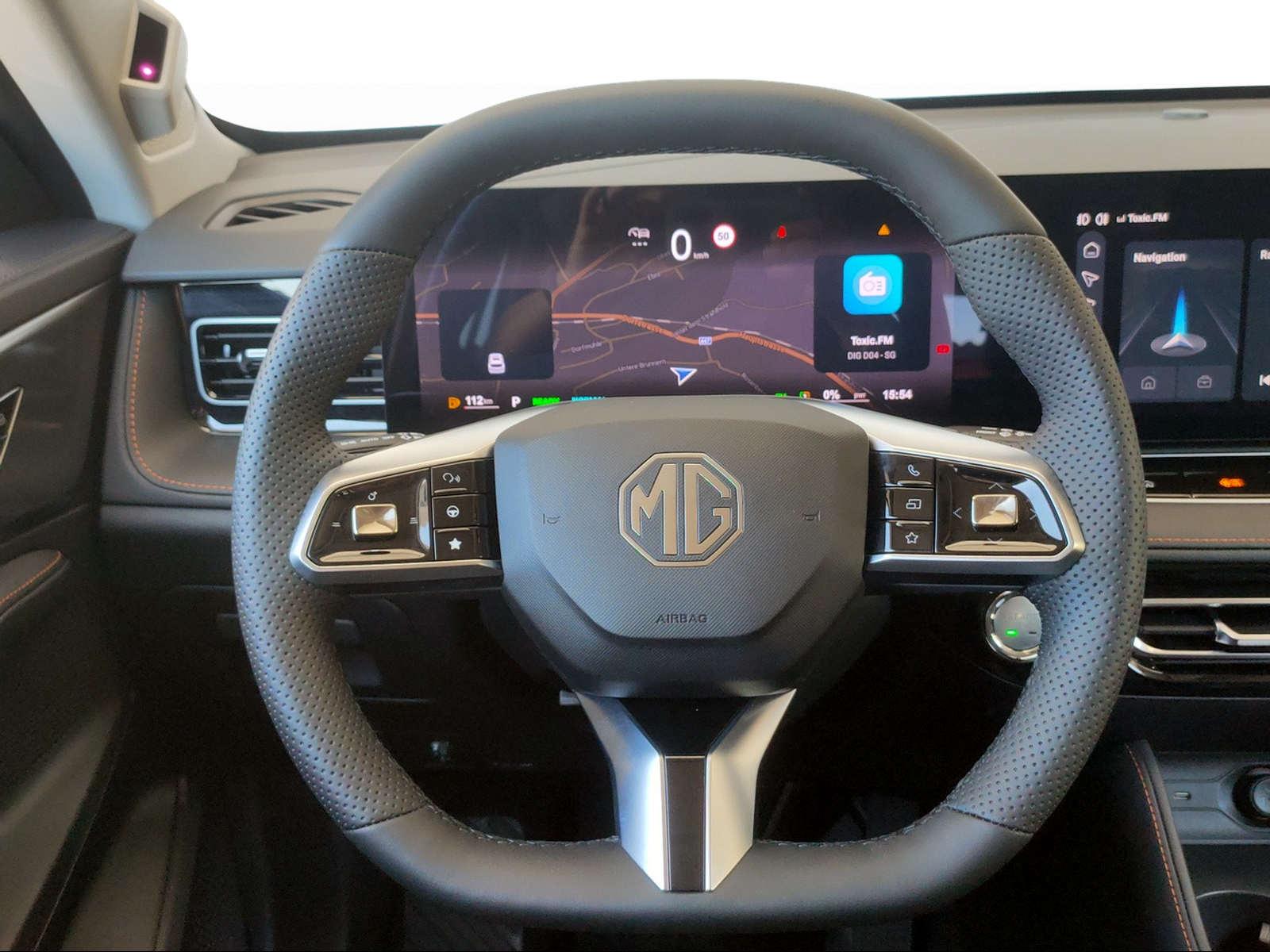 MG HS 1.5 Hybrid Luxury-image-11