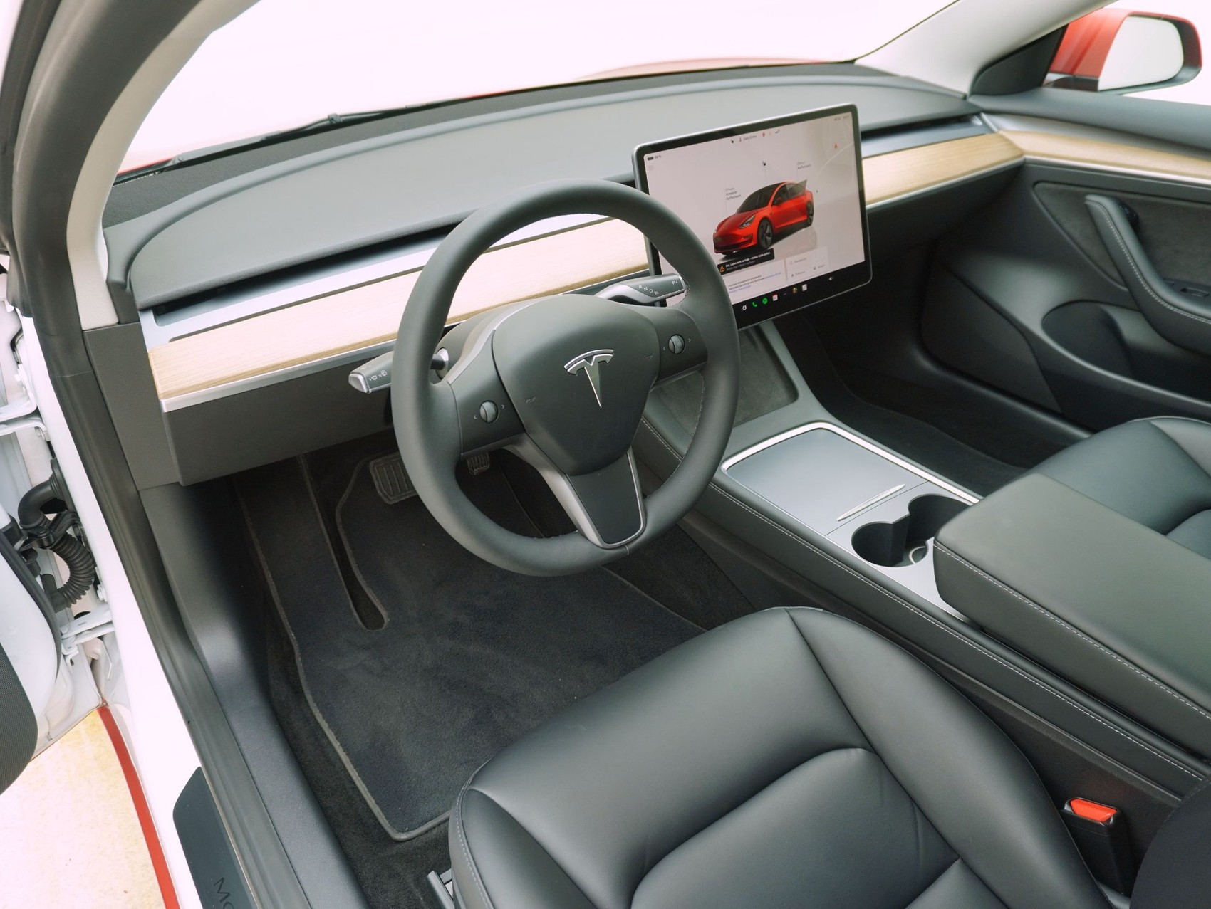TESLA Model 3 Long Range Dual Motor AWD-image-9