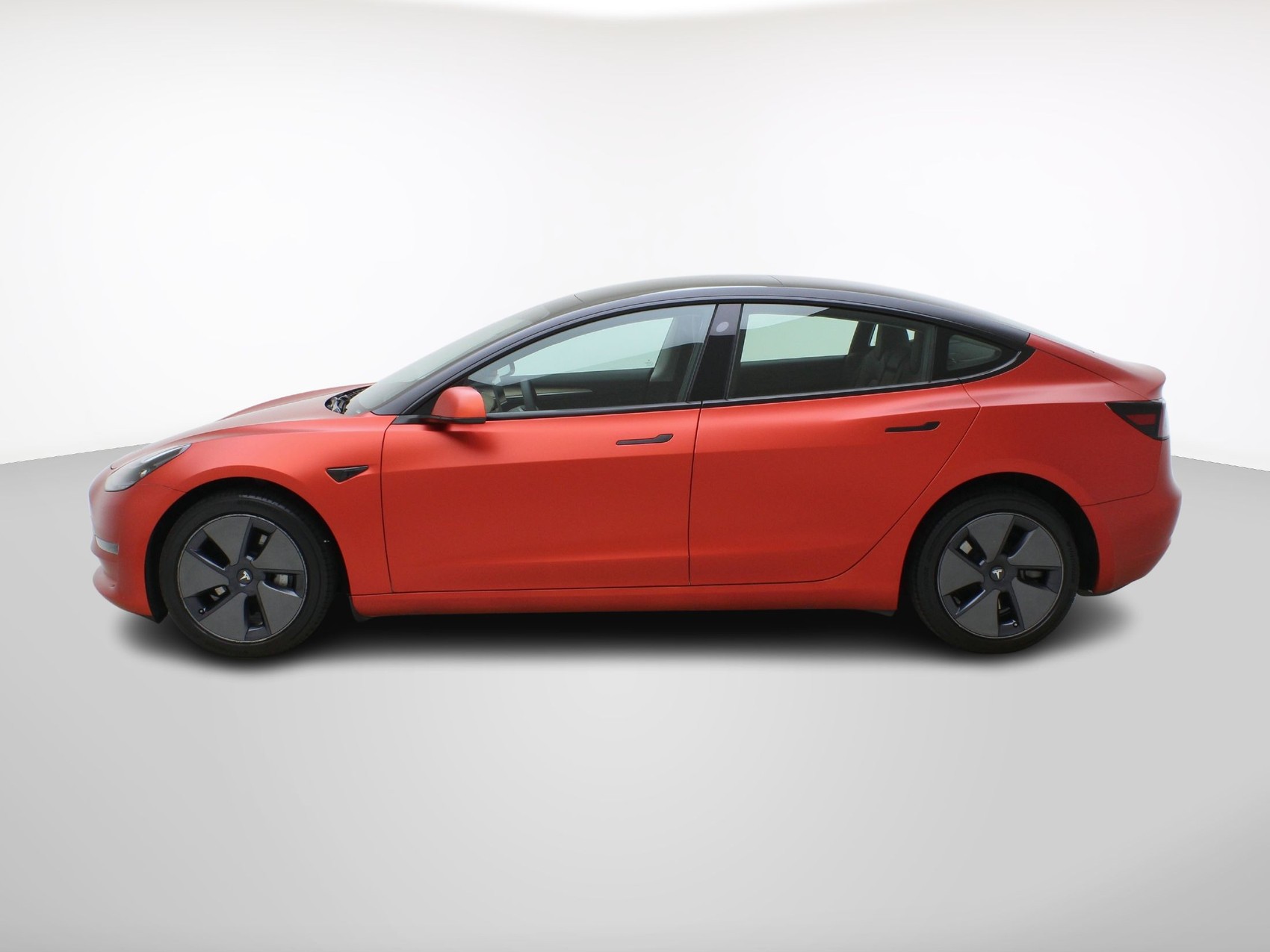TESLA Model 3 Long Range Dual Motor AWD-image-2
