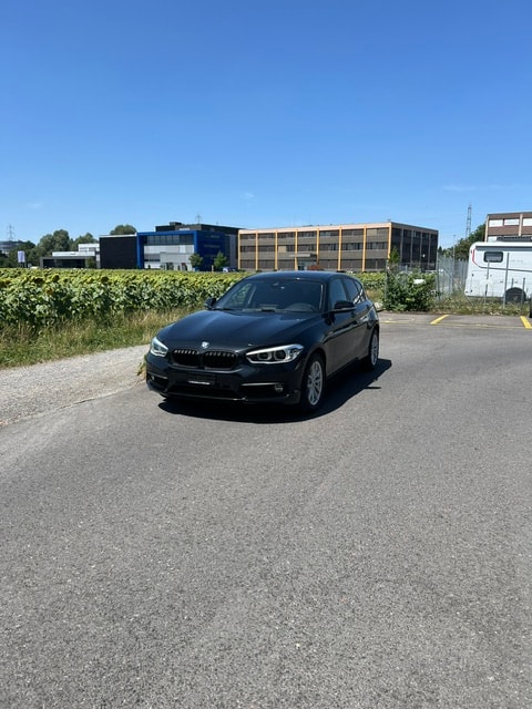 BMW 118i Steptronic-image-0